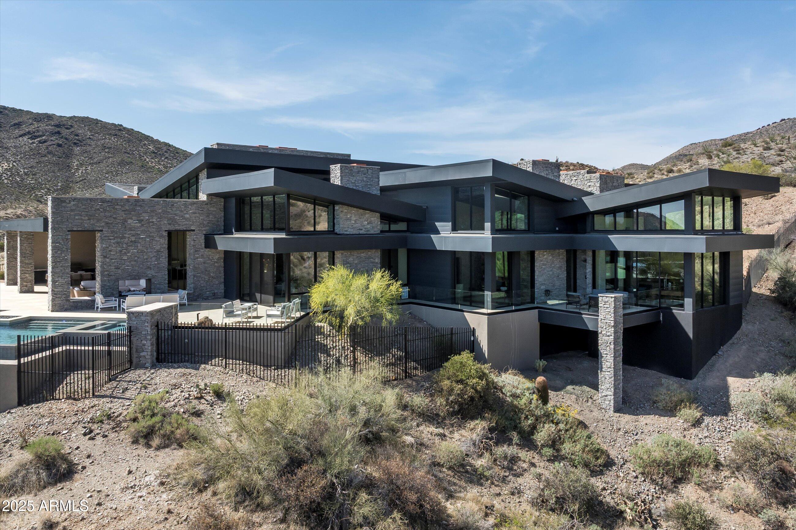 DESERT MOUNTAIN - Residential