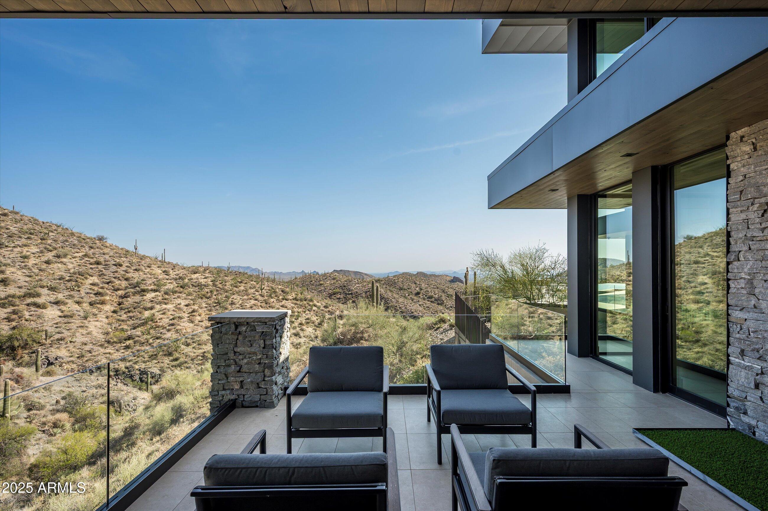 DESERT MOUNTAIN - Residential