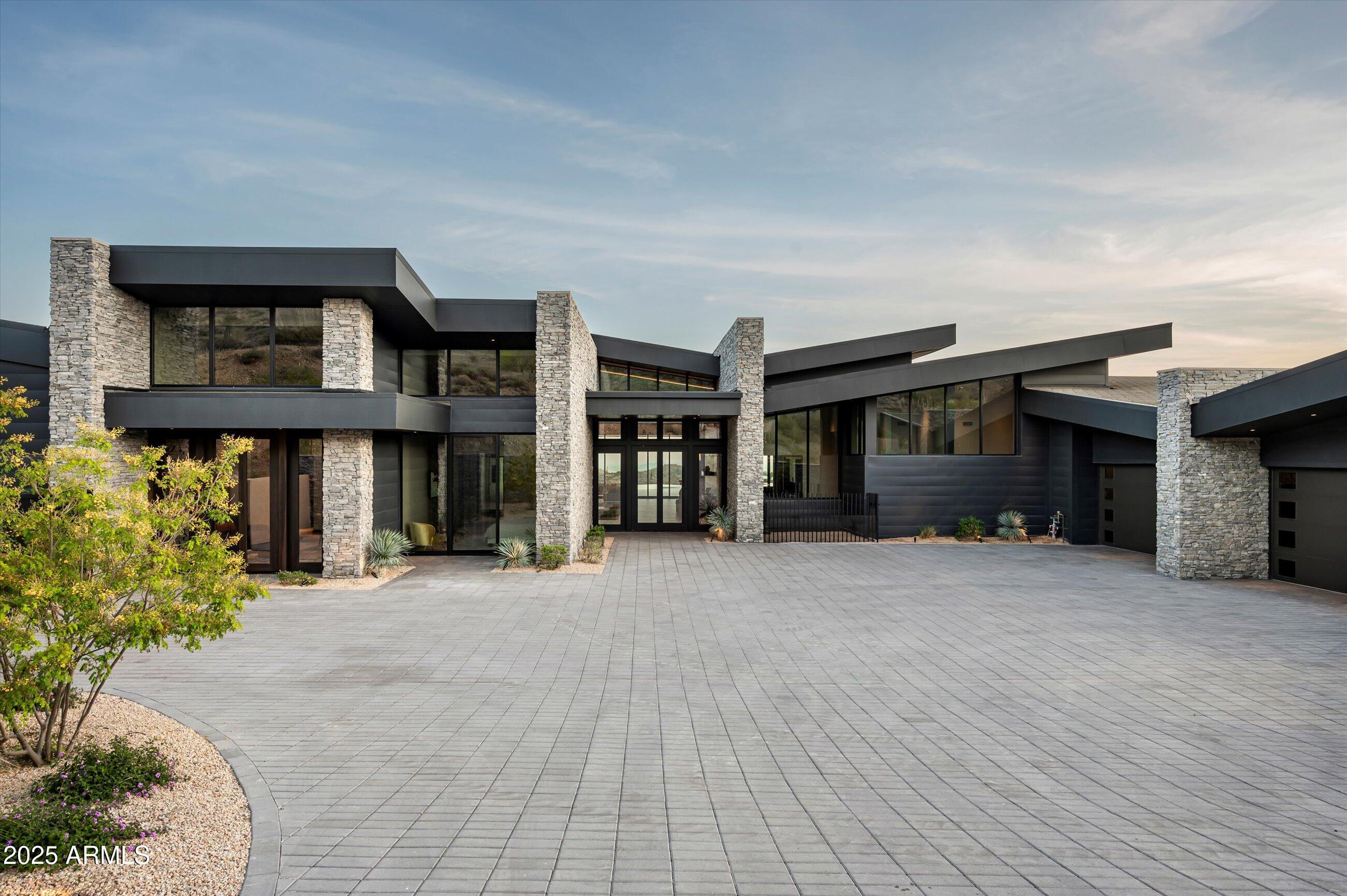 DESERT MOUNTAIN - Residential