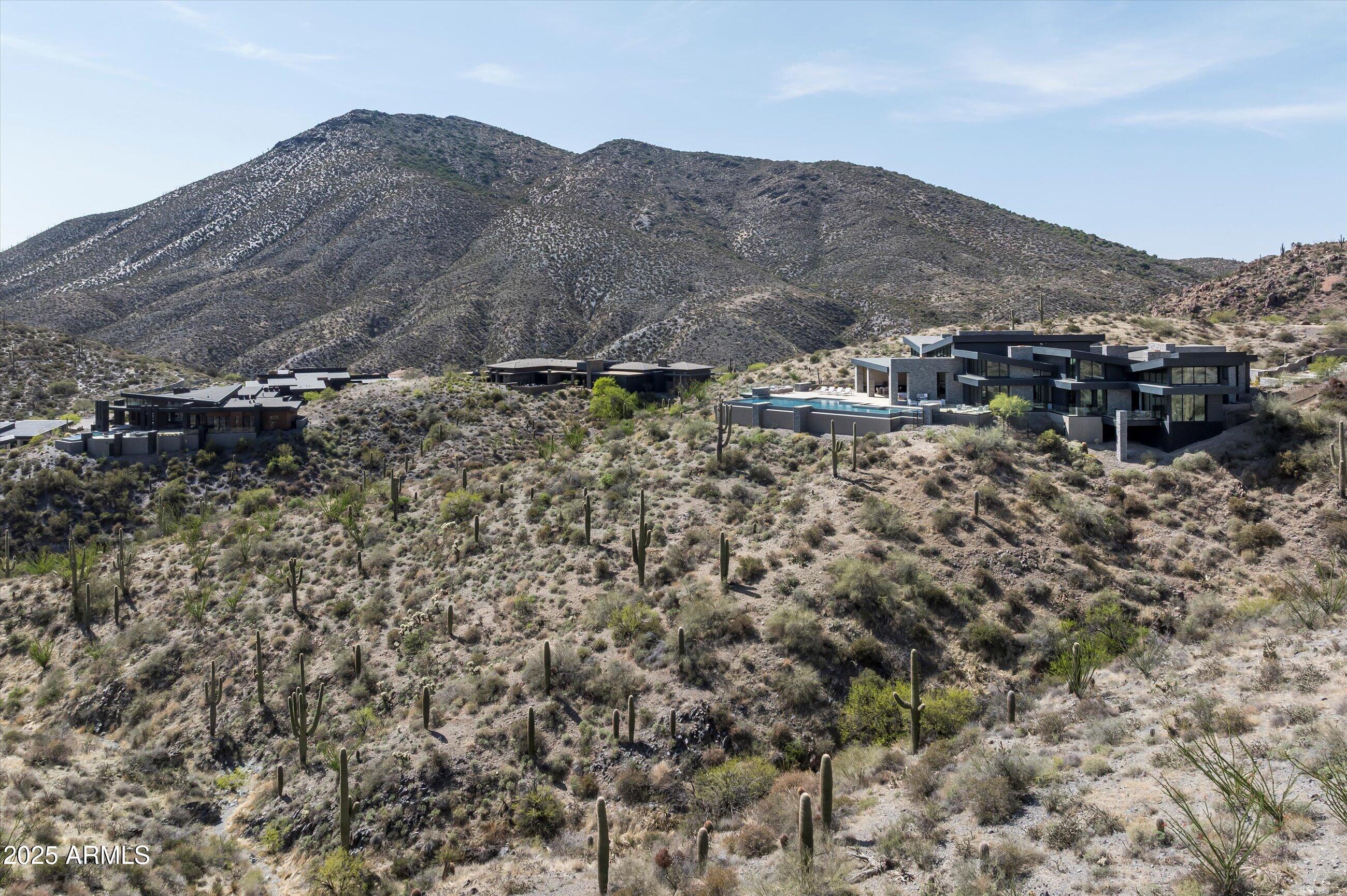 DESERT MOUNTAIN - Residential