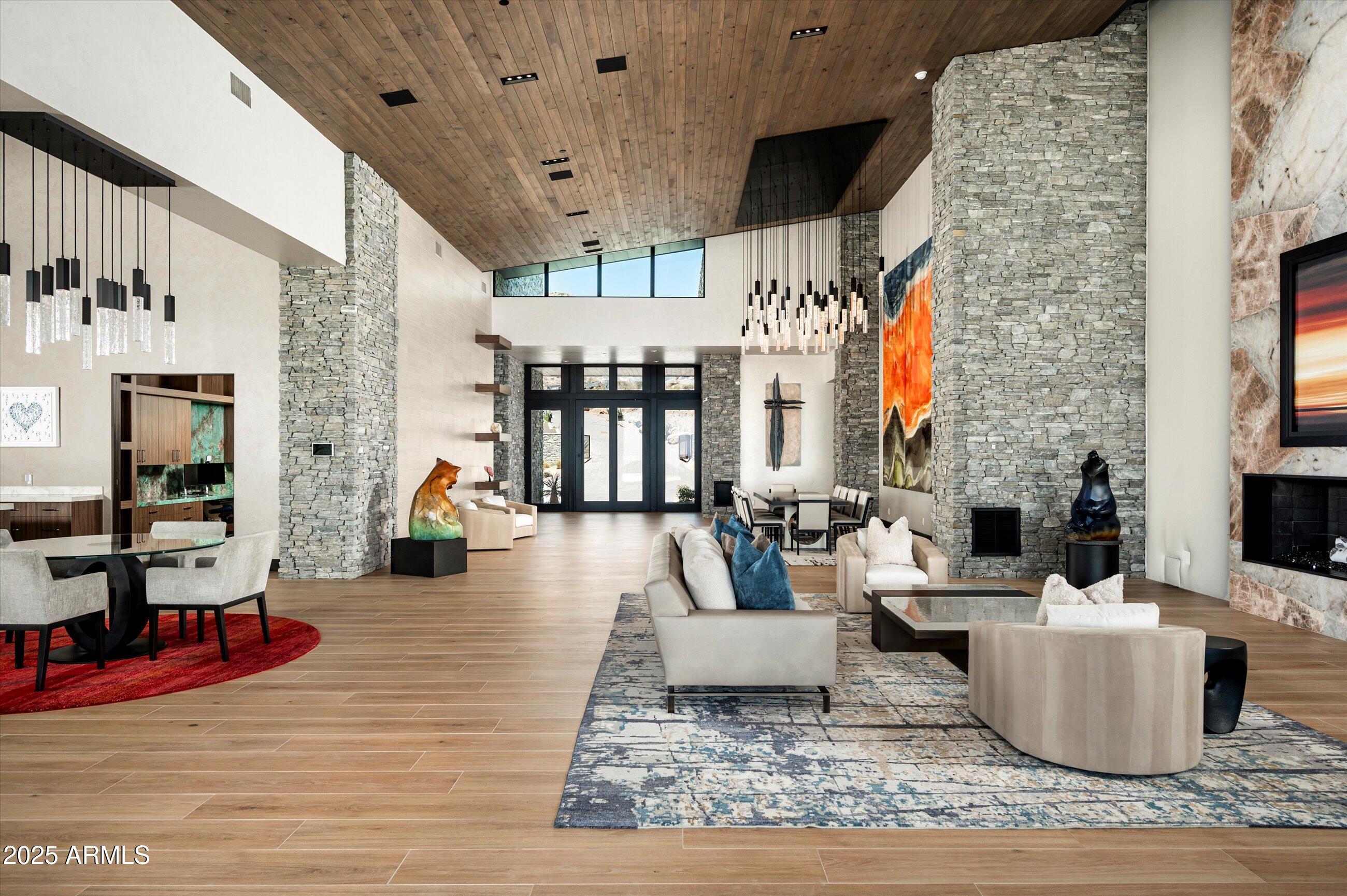 DESERT MOUNTAIN - Residential