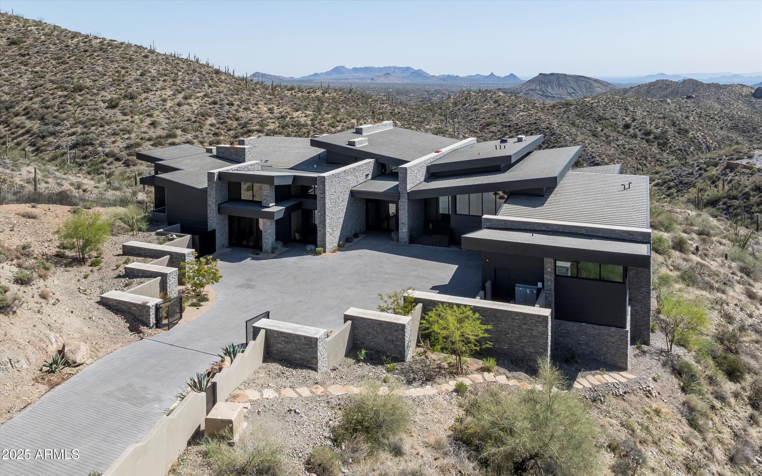 DESERT MOUNTAIN - Residential