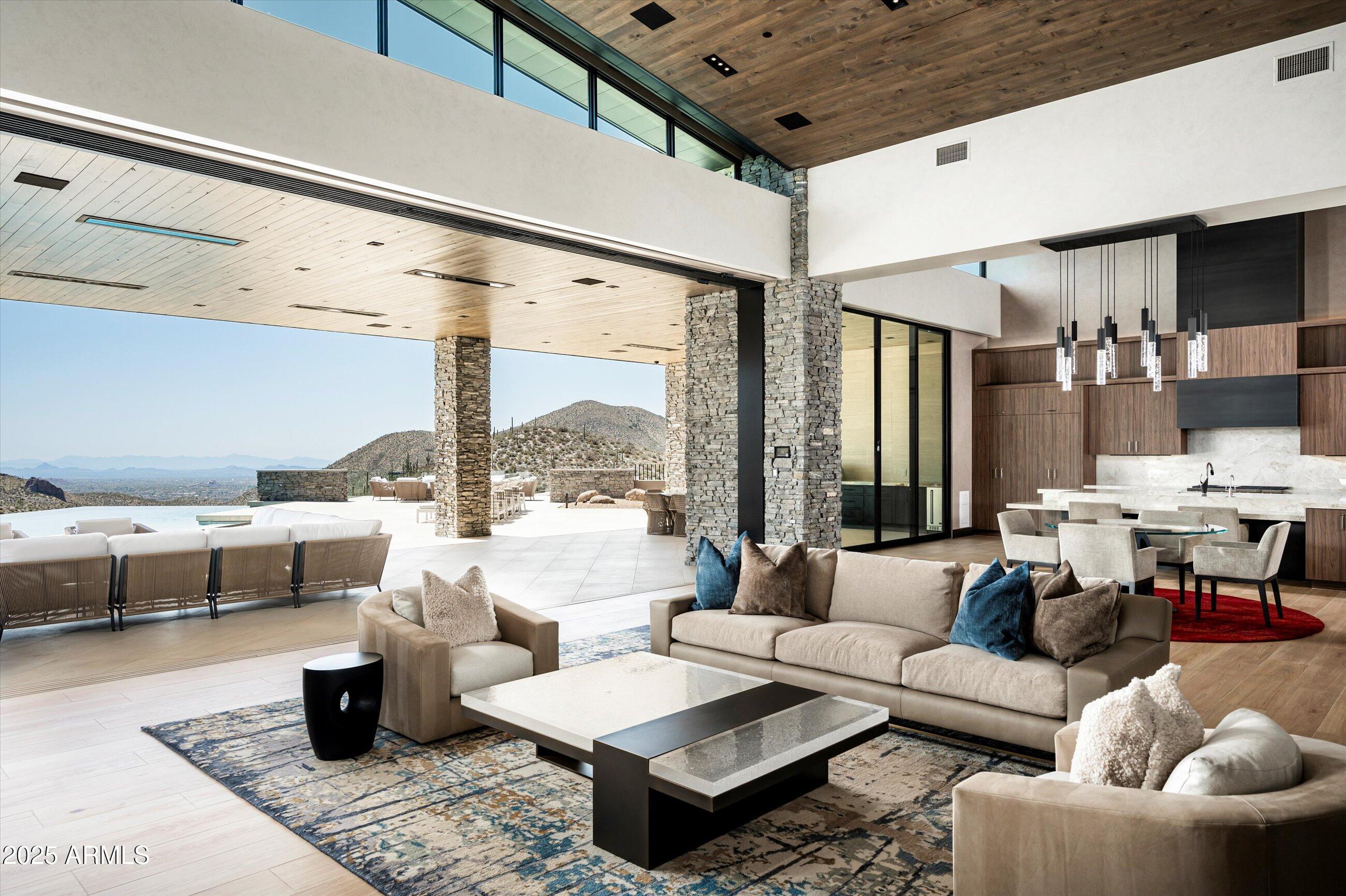 DESERT MOUNTAIN - Residential