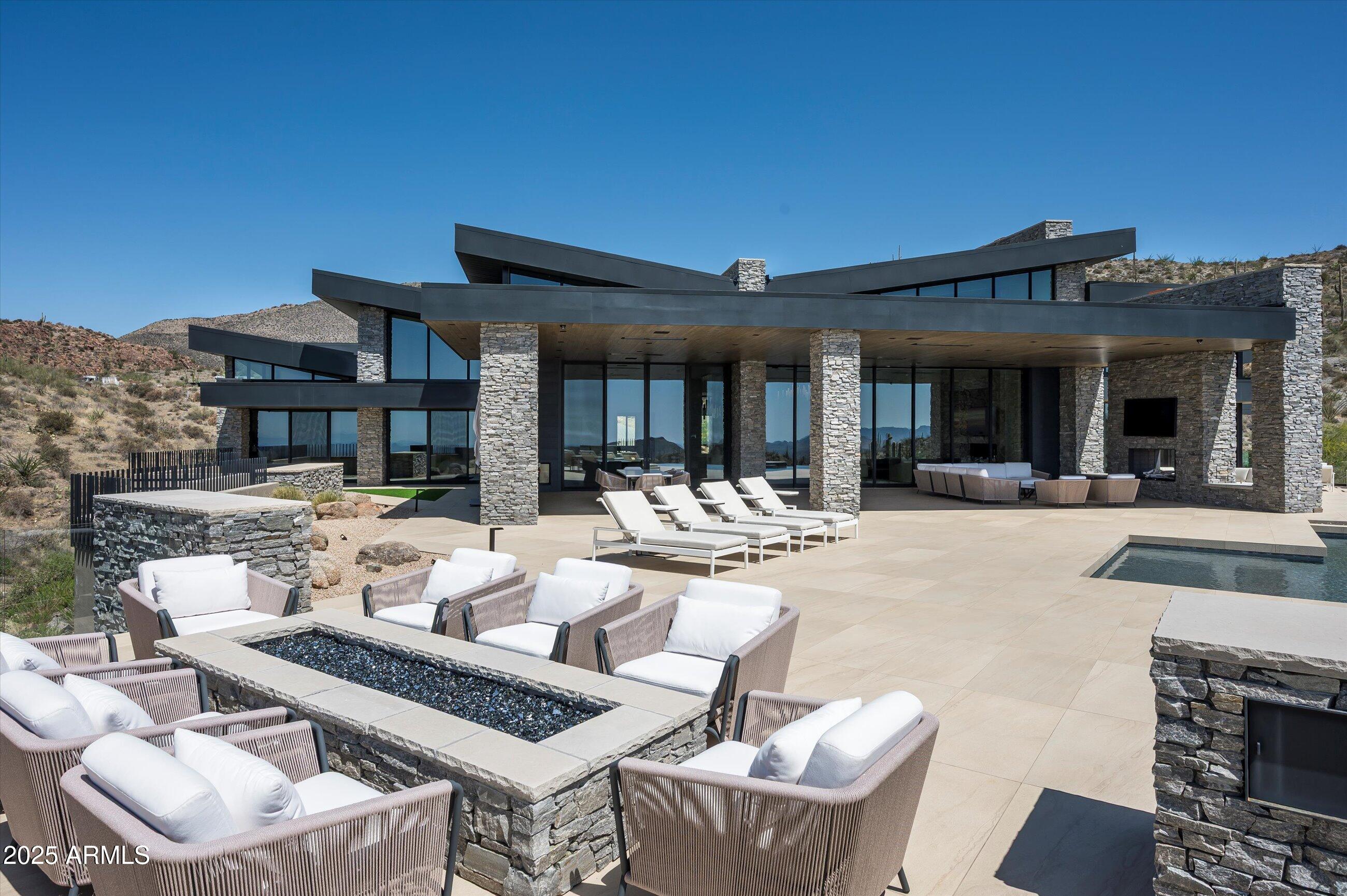 DESERT MOUNTAIN - Residential