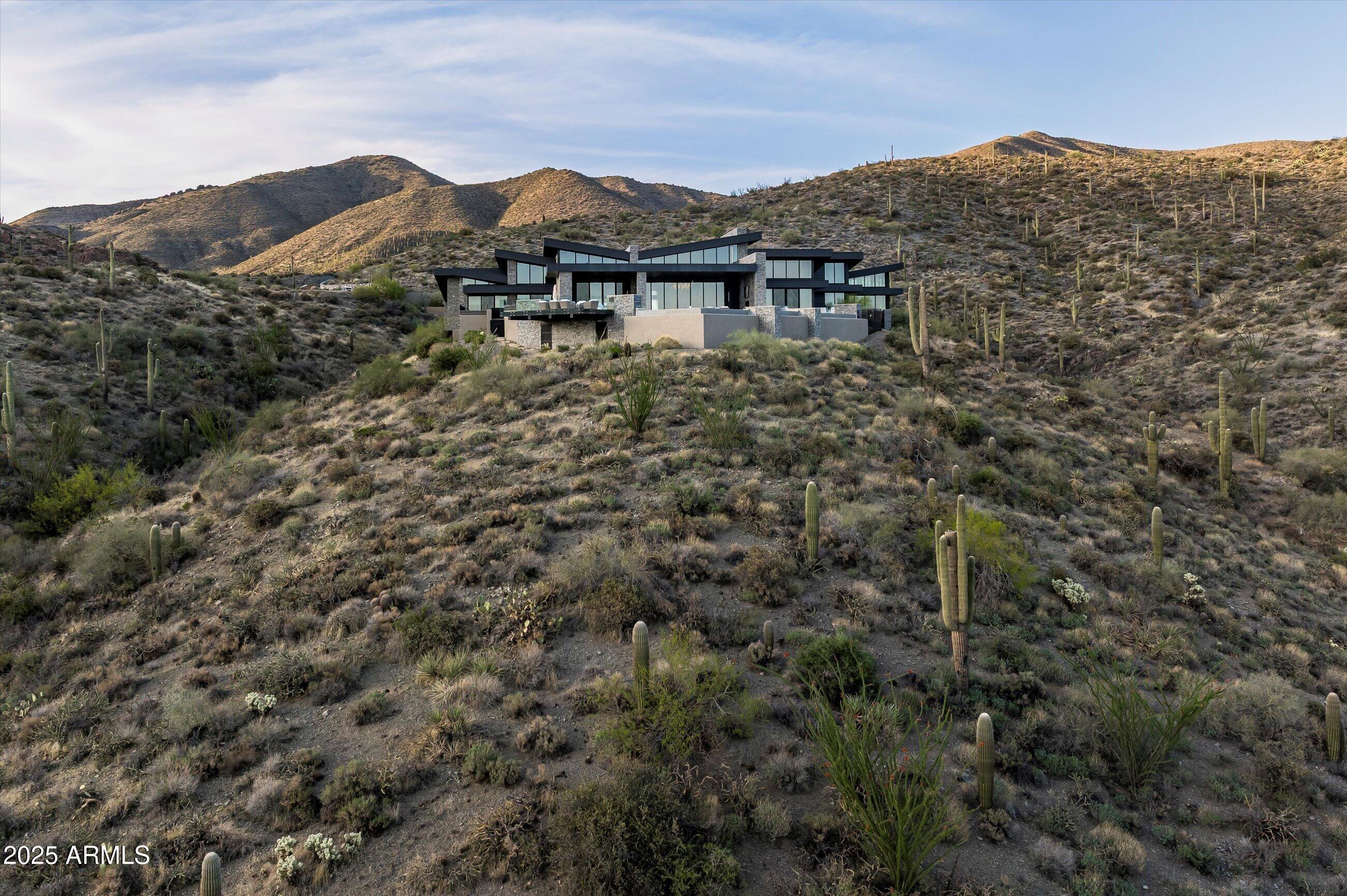 DESERT MOUNTAIN - Residential