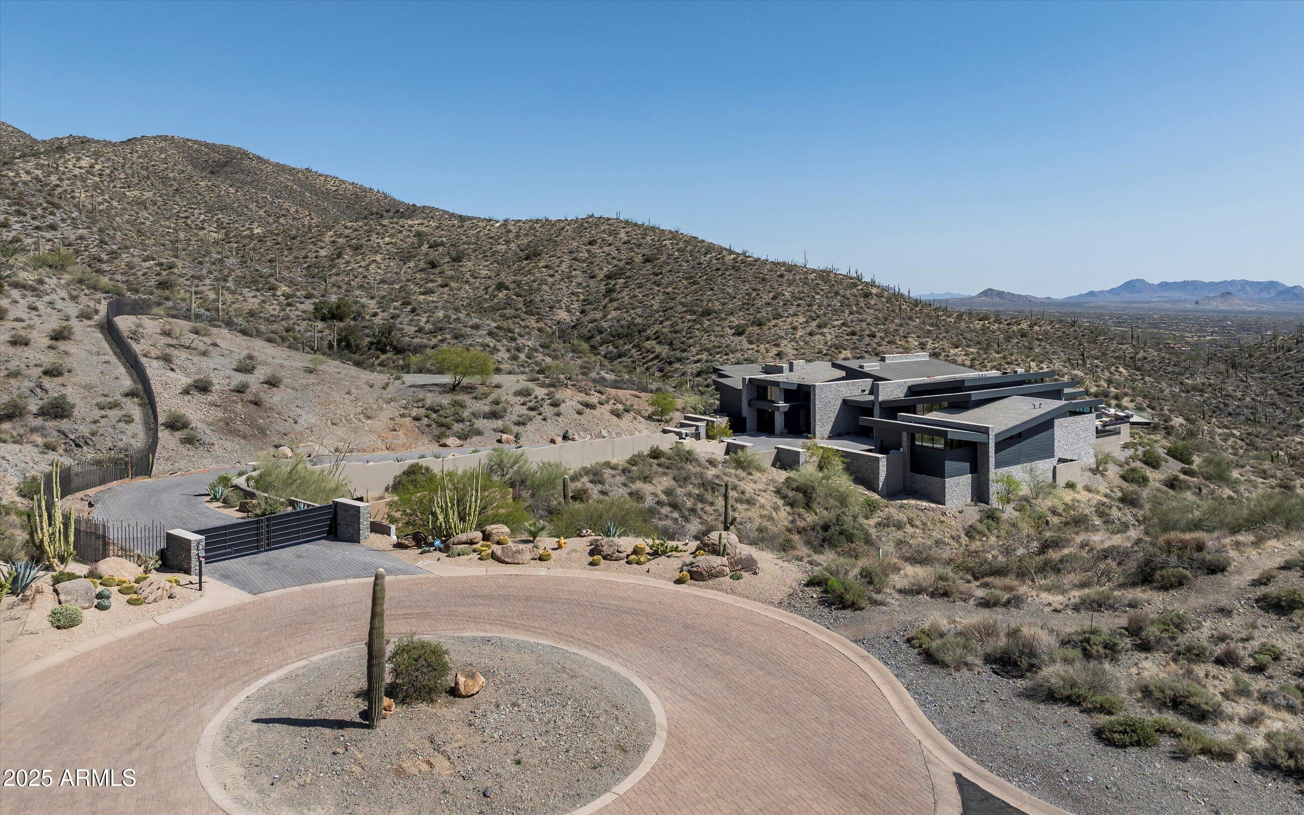 DESERT MOUNTAIN - Residential