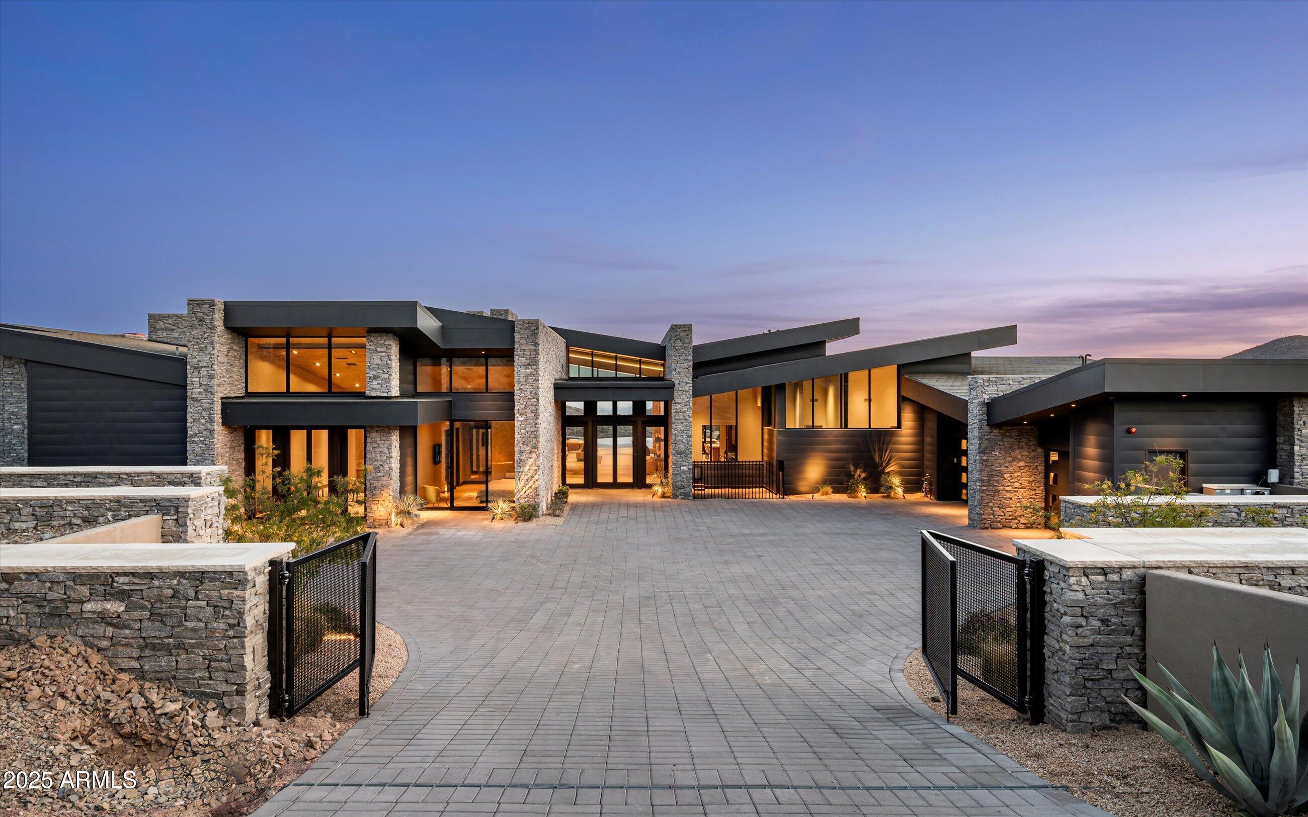 DESERT MOUNTAIN - Residential