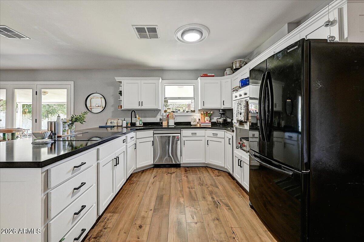 MARILYN ANN UNIT 1 - Residential