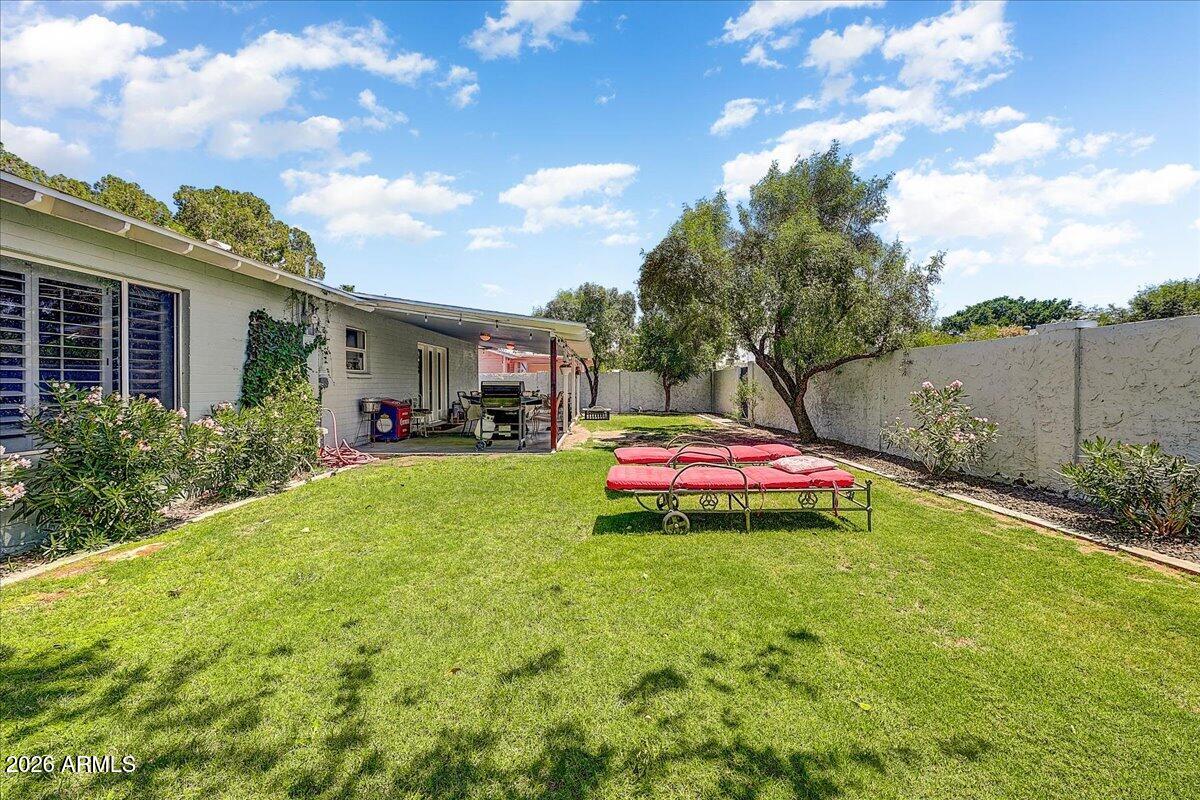 MARILYN ANN UNIT 1 - Residential