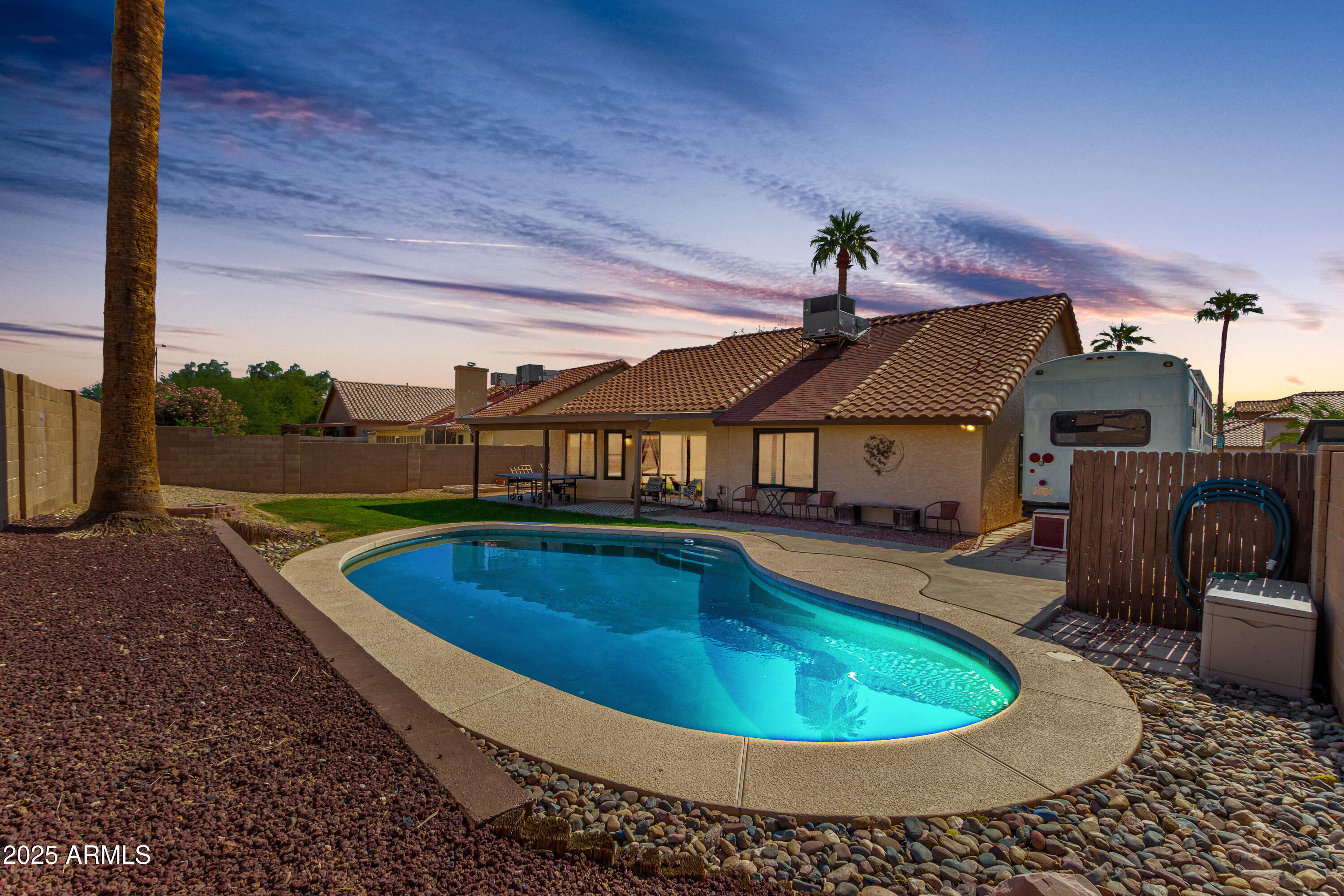 15718 W DURANGO Street