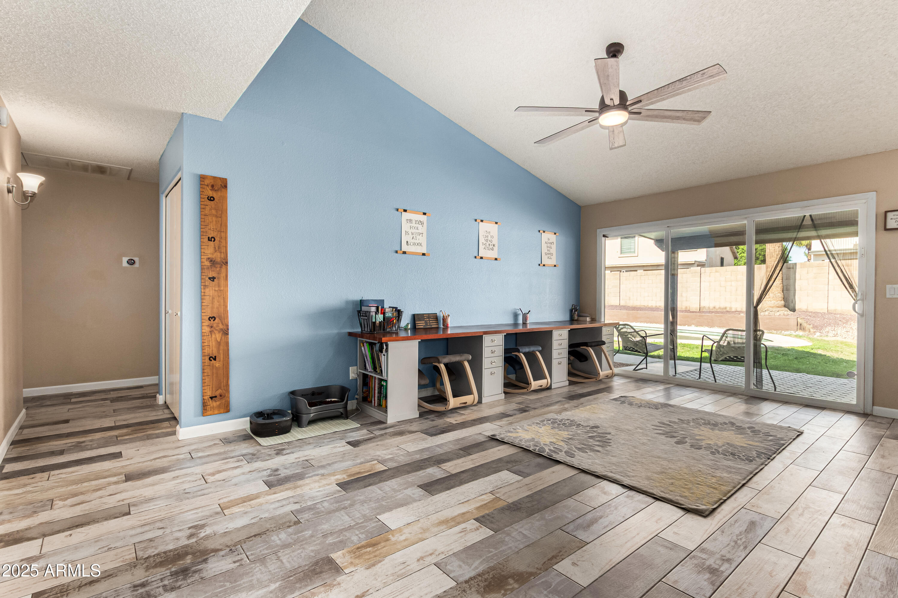 15718 W DURANGO Street