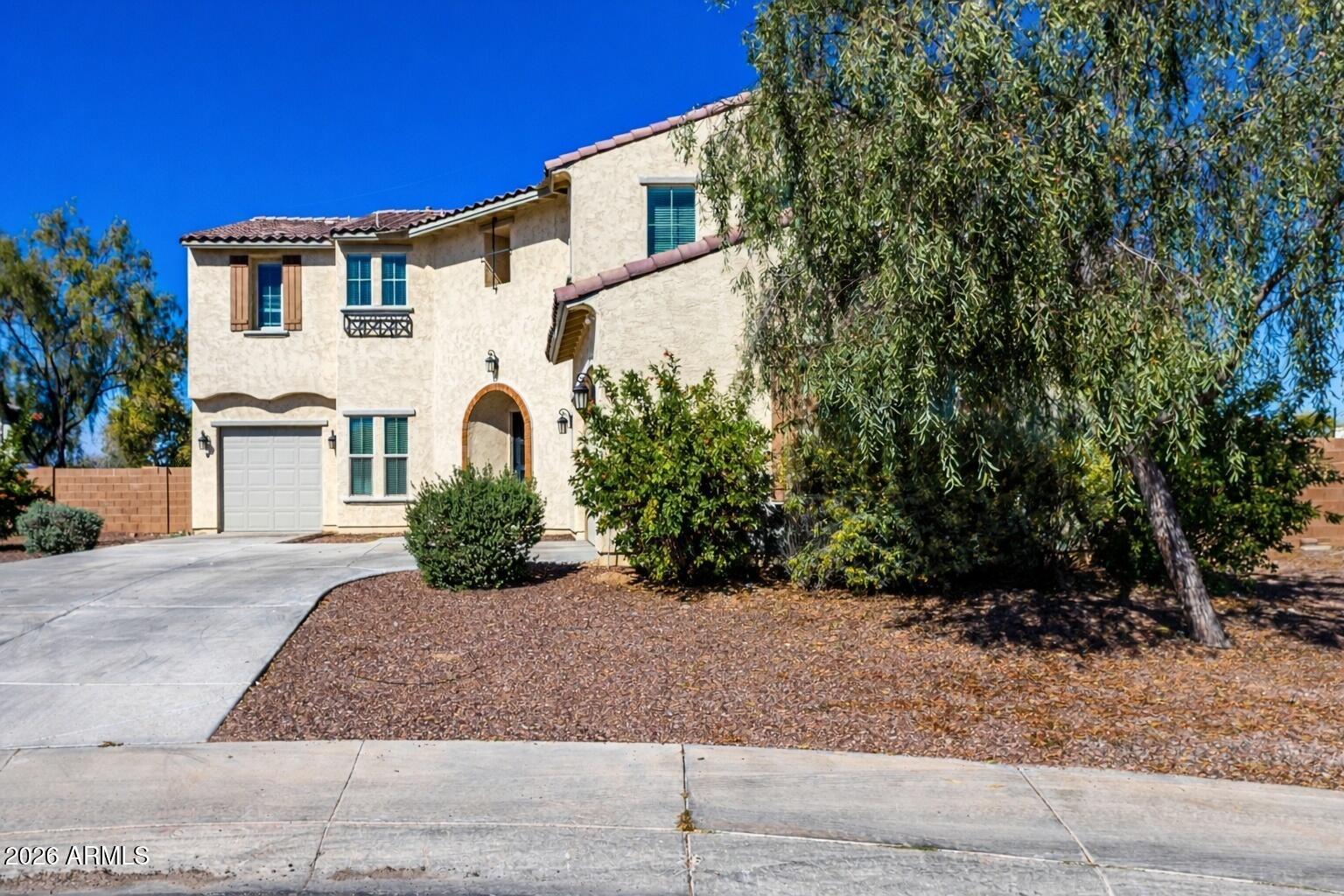 8502 W MYRTLE Avenue