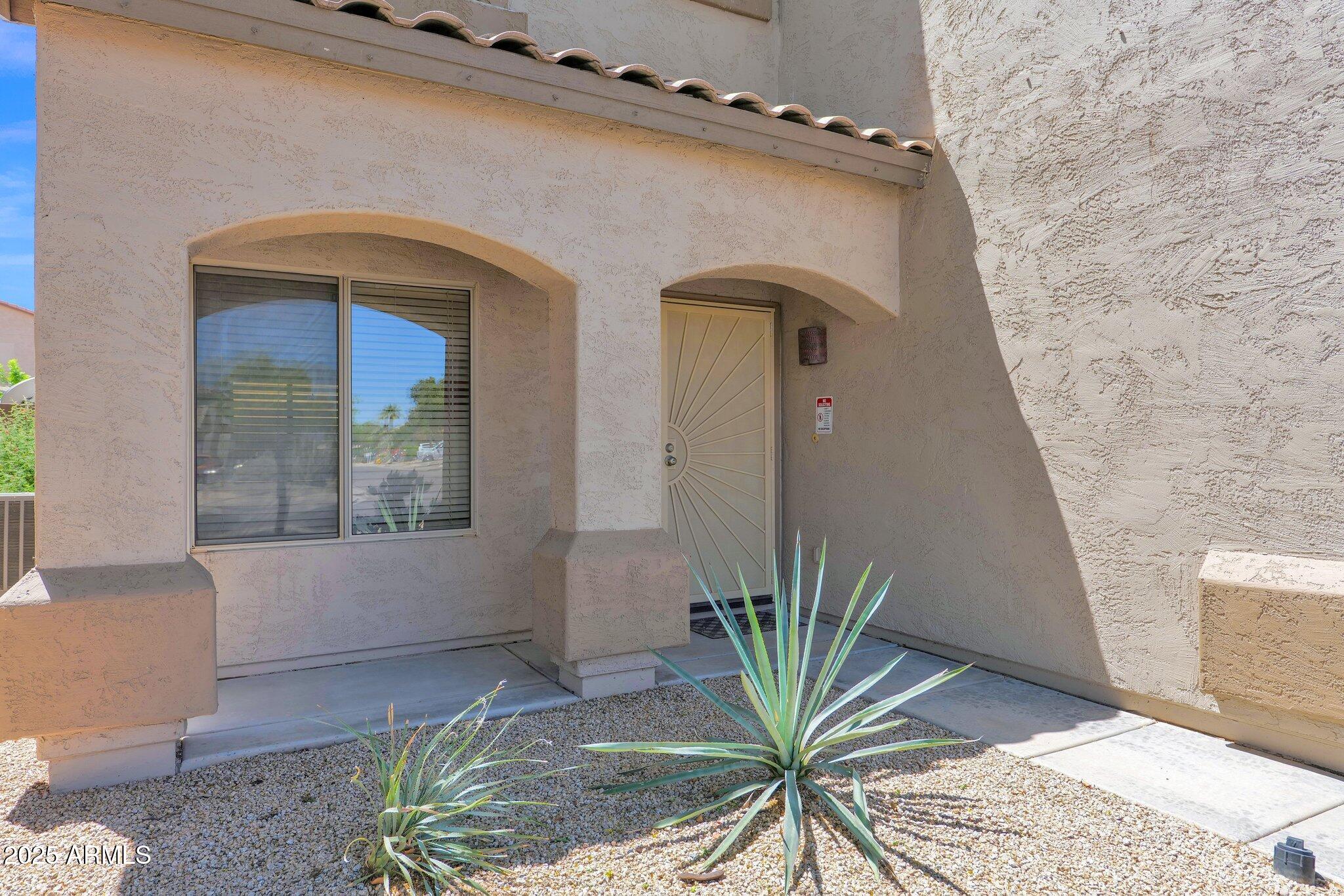 30032 N DESERT WILLOW Boulevard