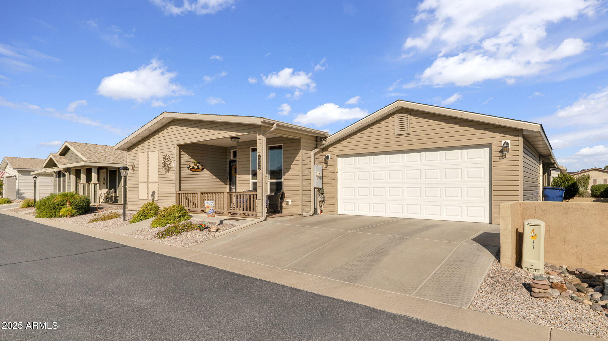 3301 S GOLDFIELD Road 6014