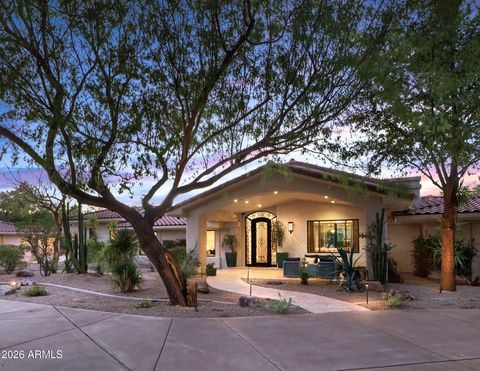 Photo of 9236 N 52nd Place, Paradise Valley, AZ 85253 (MLS # 6963544)