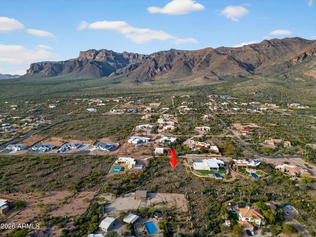 Photo of 10701 E Vista Del Cielo #0000000, Gold Canyon, AZ 85118 (MLS # 6990012)