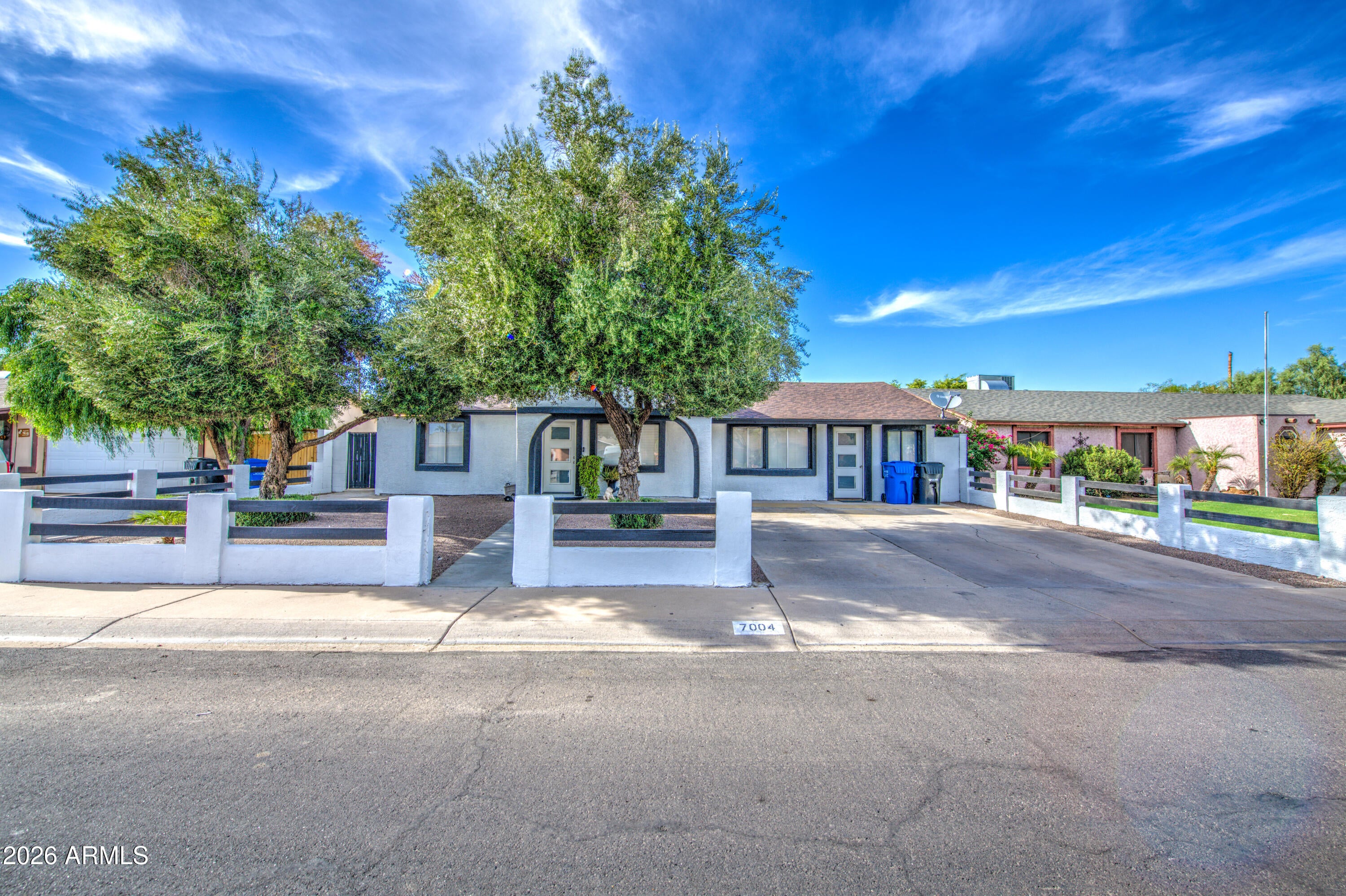 7004 W CORONADO Road