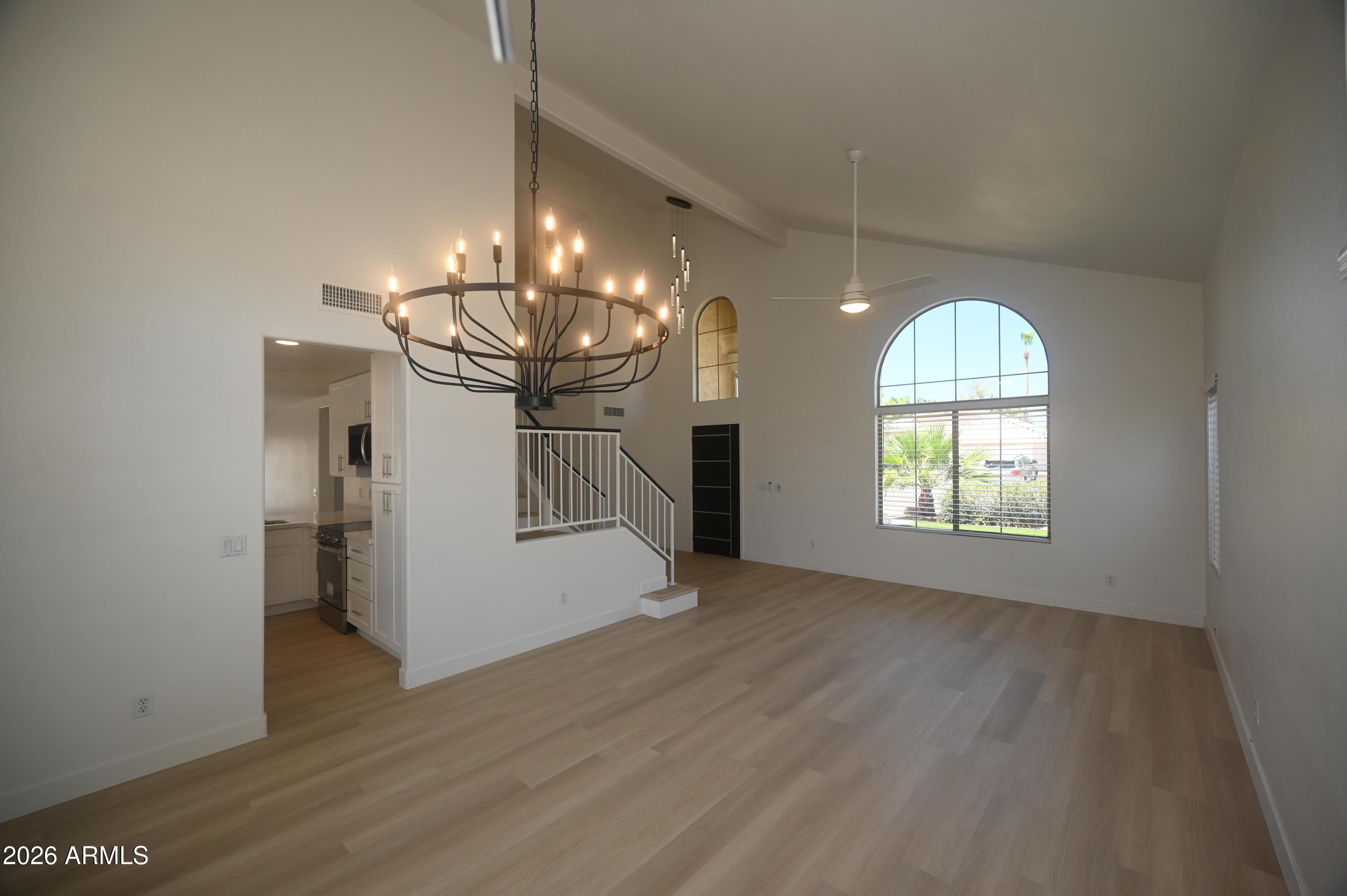 1403 W GOLDFINCH Way