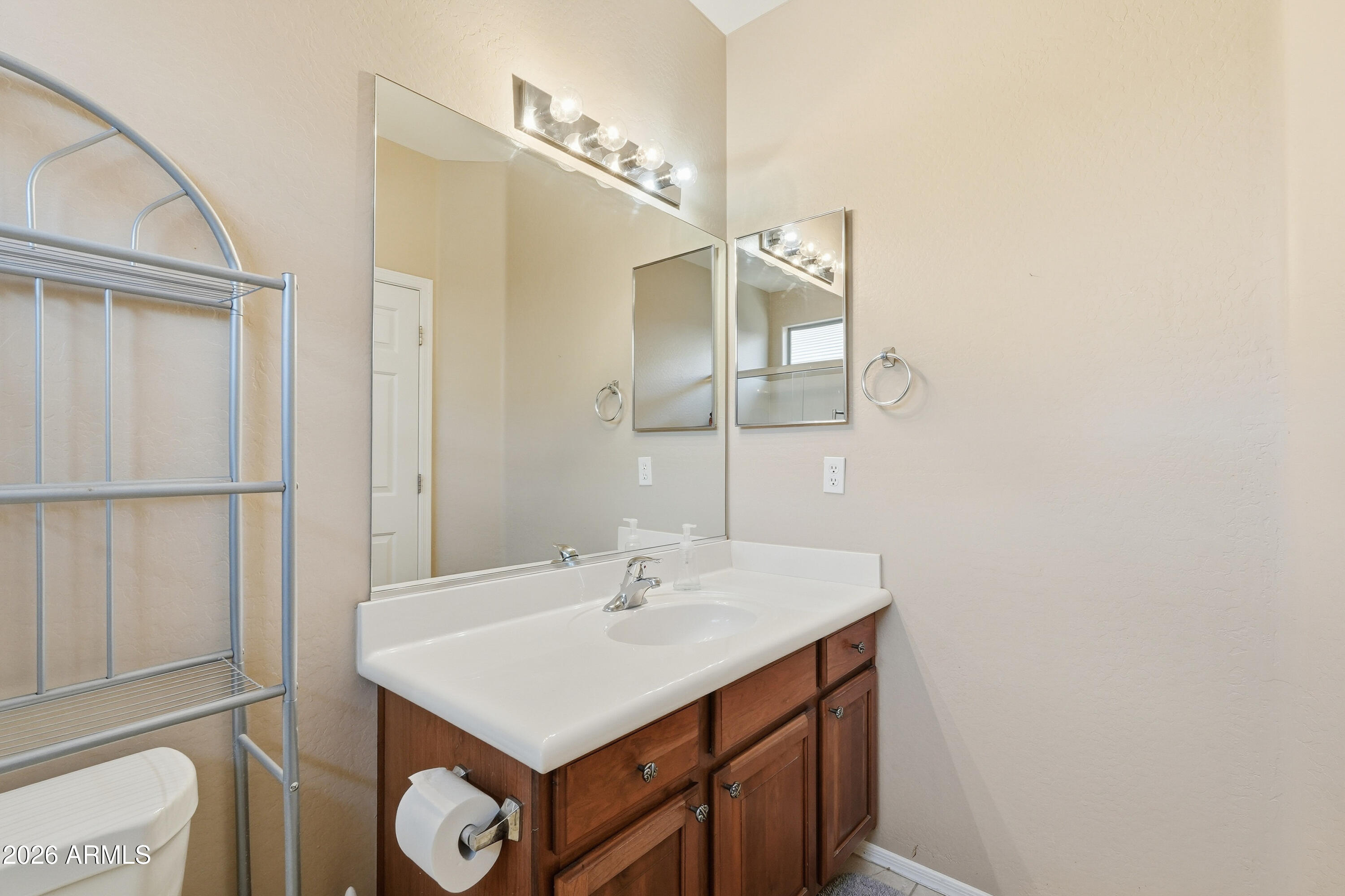 ANTHEM UNIT 32 - Residential