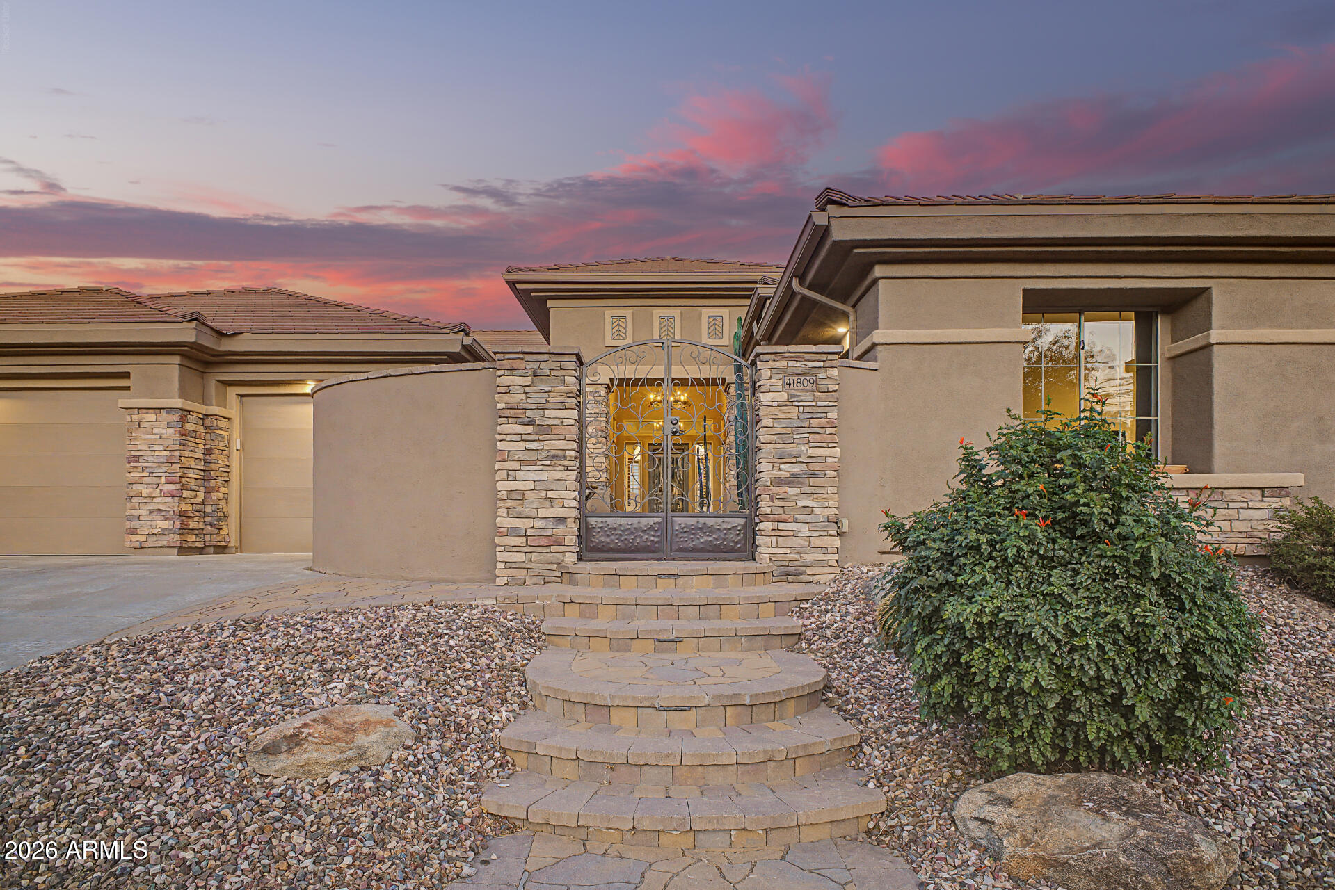 41809 N LA CANTERA Drive