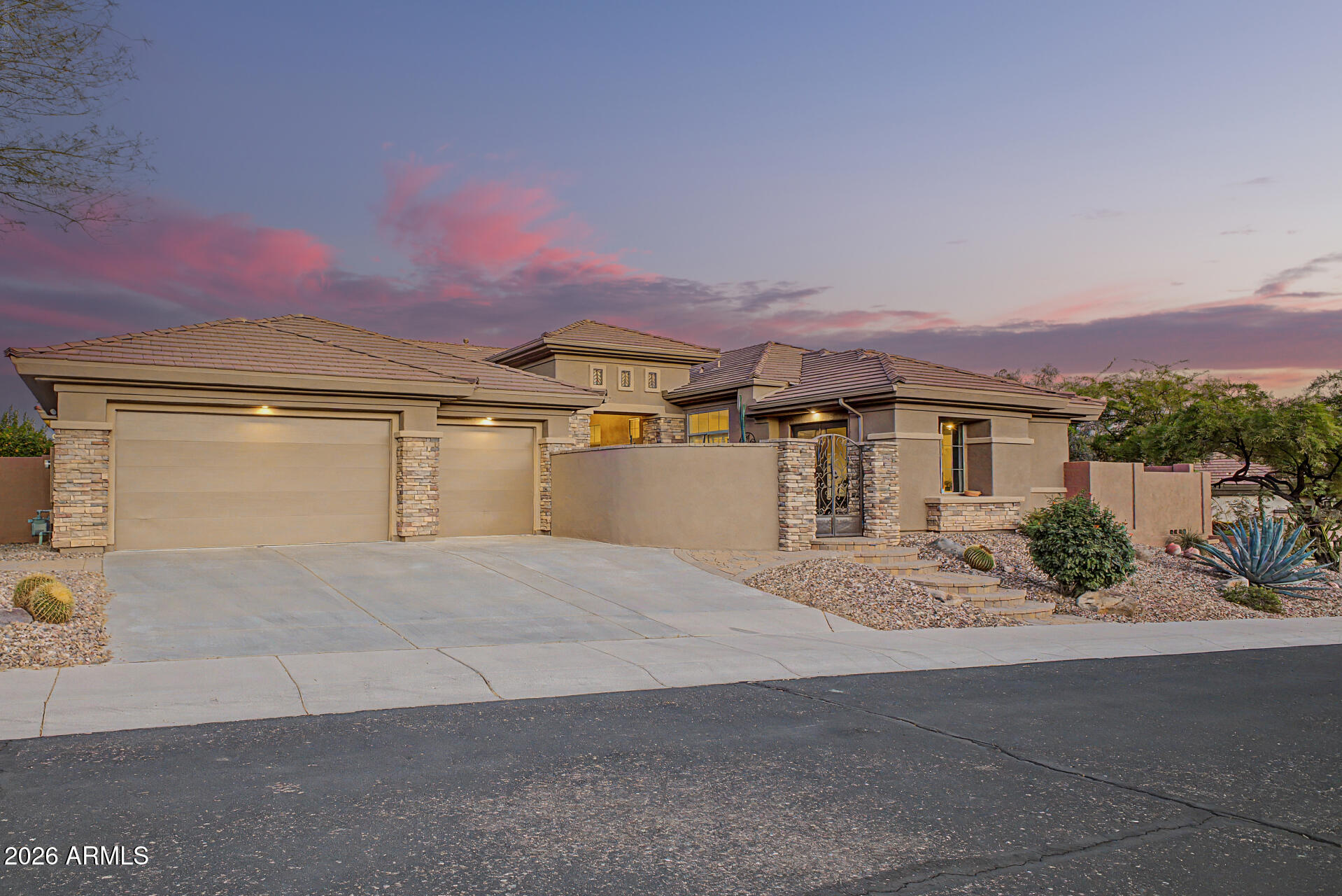 41809 N LA CANTERA Drive