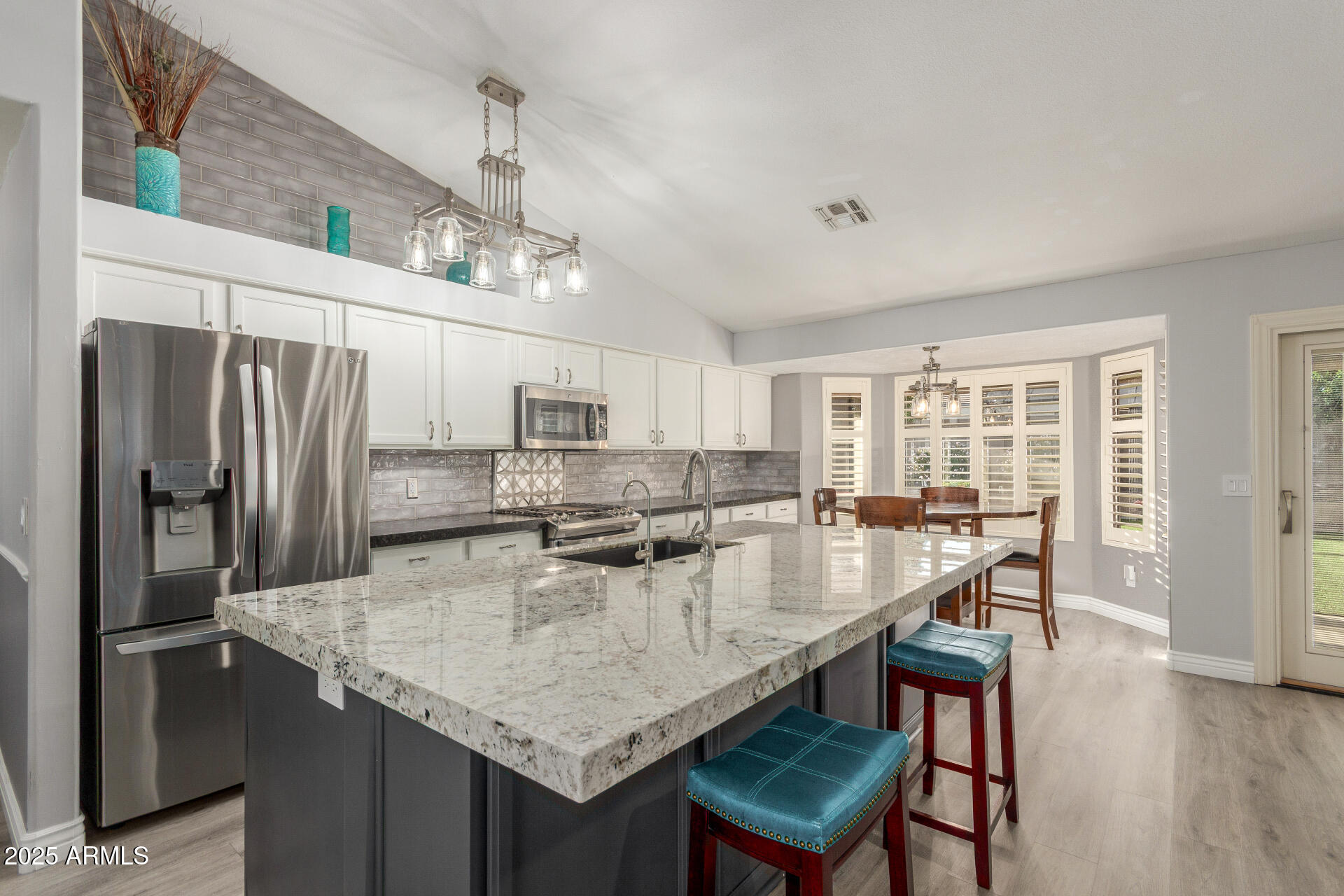 6918 W VILLA HERMOSA -- W