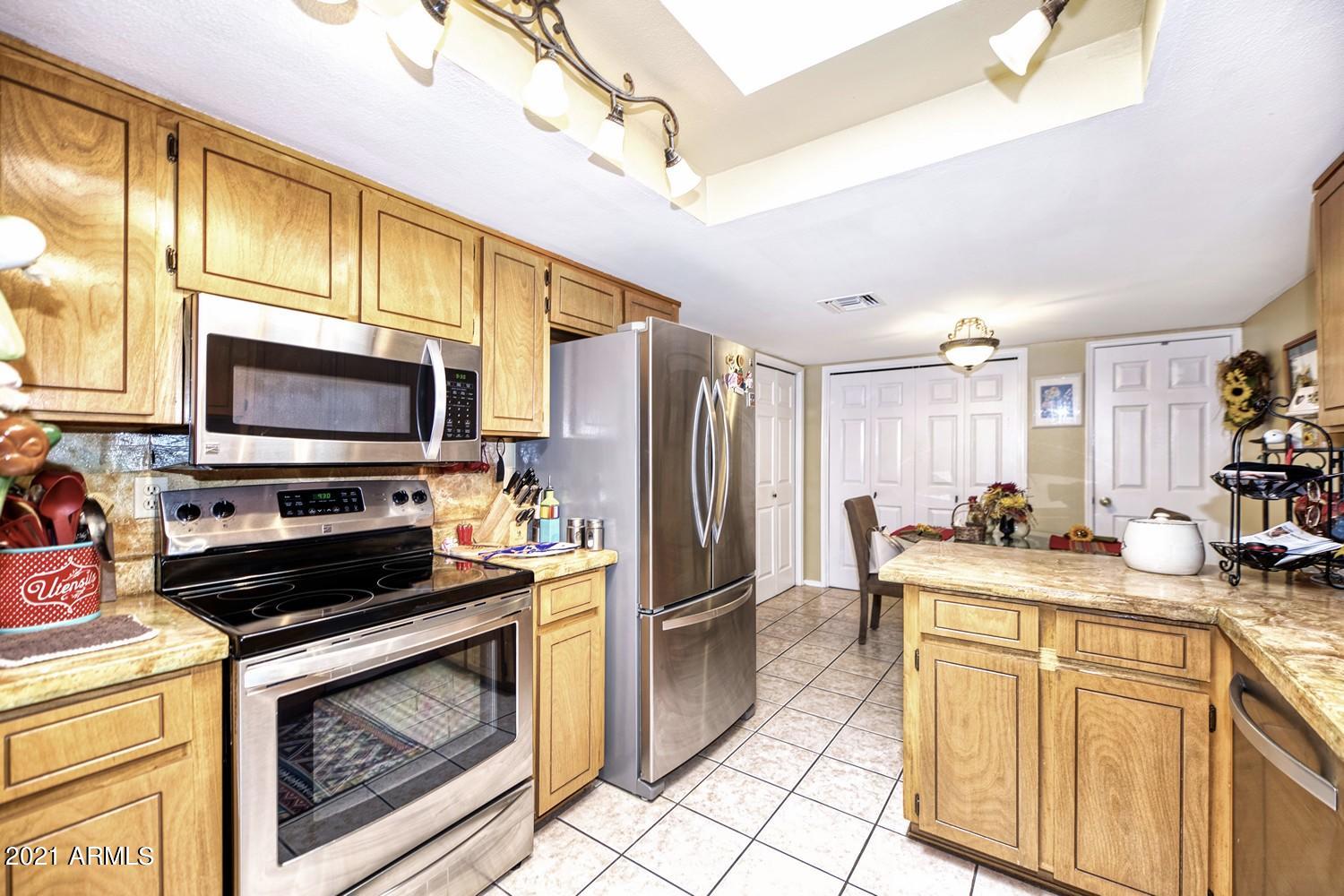 THE GREENWAYS UNIT 1 - Residential