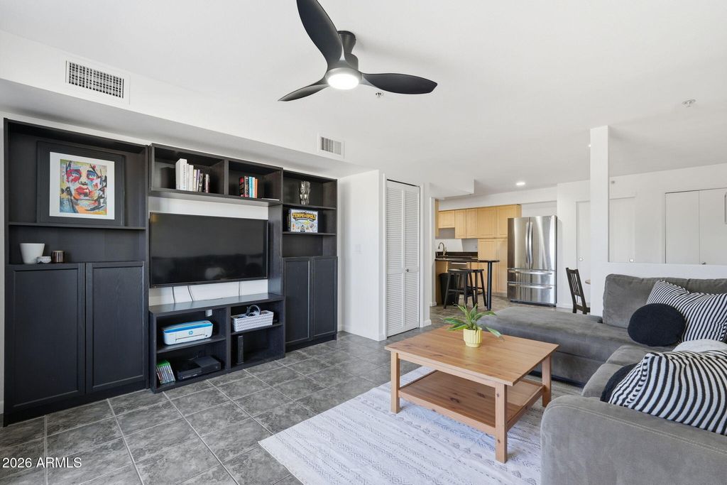 Photo of 1005 E 8th Street #2003, Tempe, AZ 85281 (MLS # 7003944)