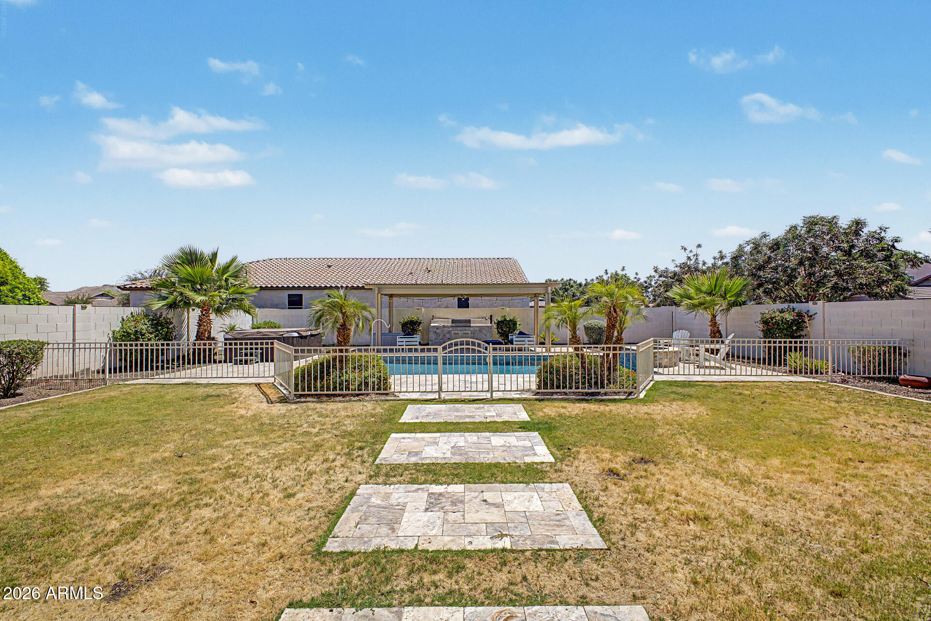 LAVEEN MEADOWS 2014 - Residential
