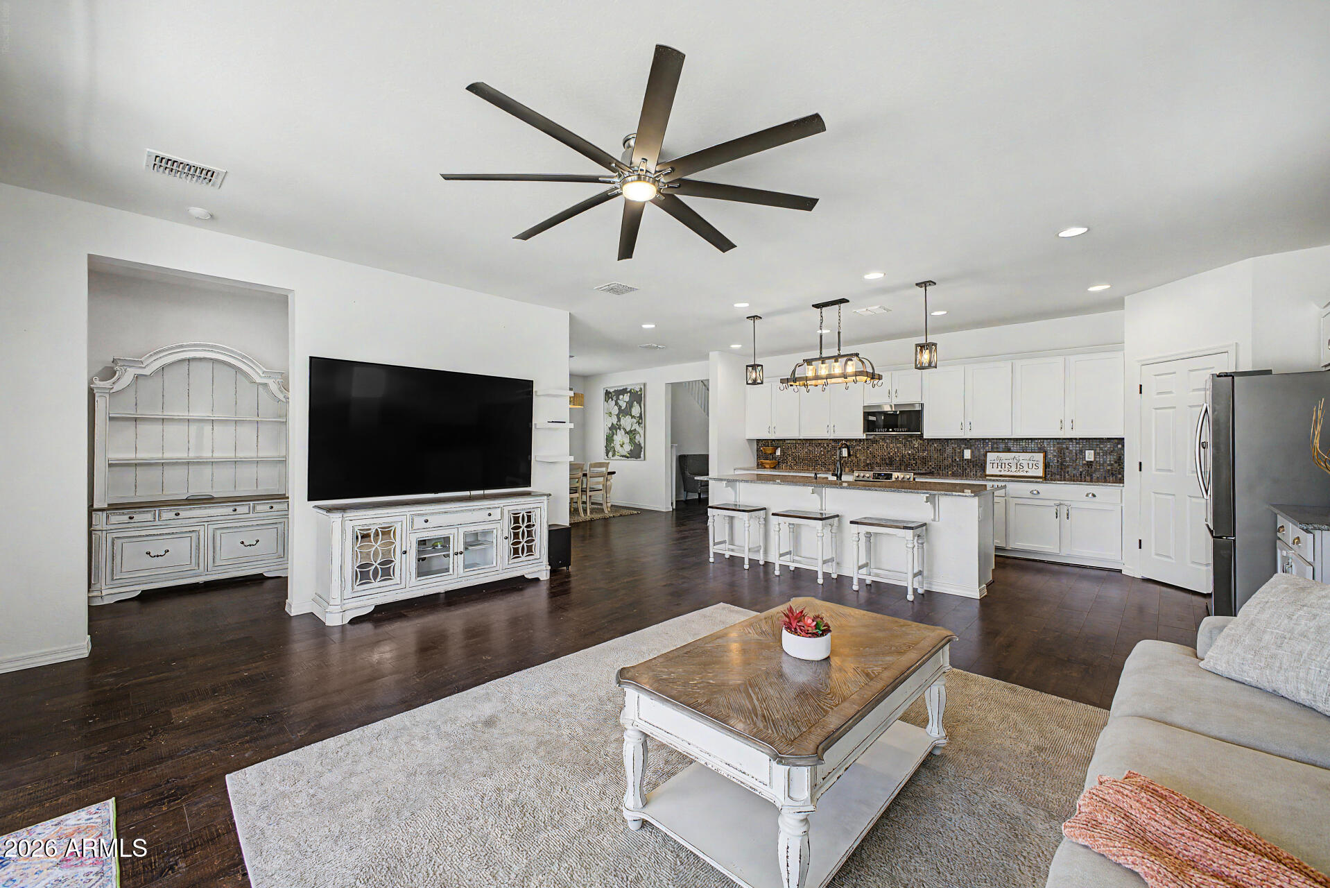 LAVEEN MEADOWS 2014 - Residential
