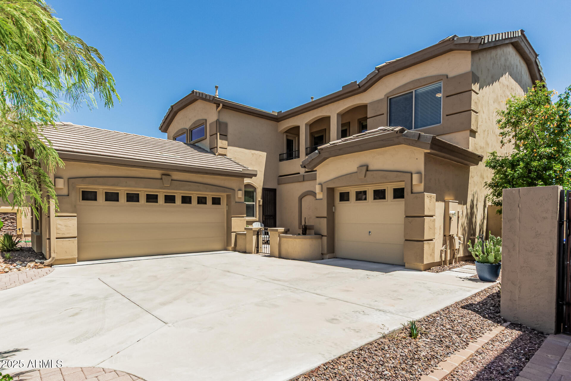 5437 W RED BIRD Road