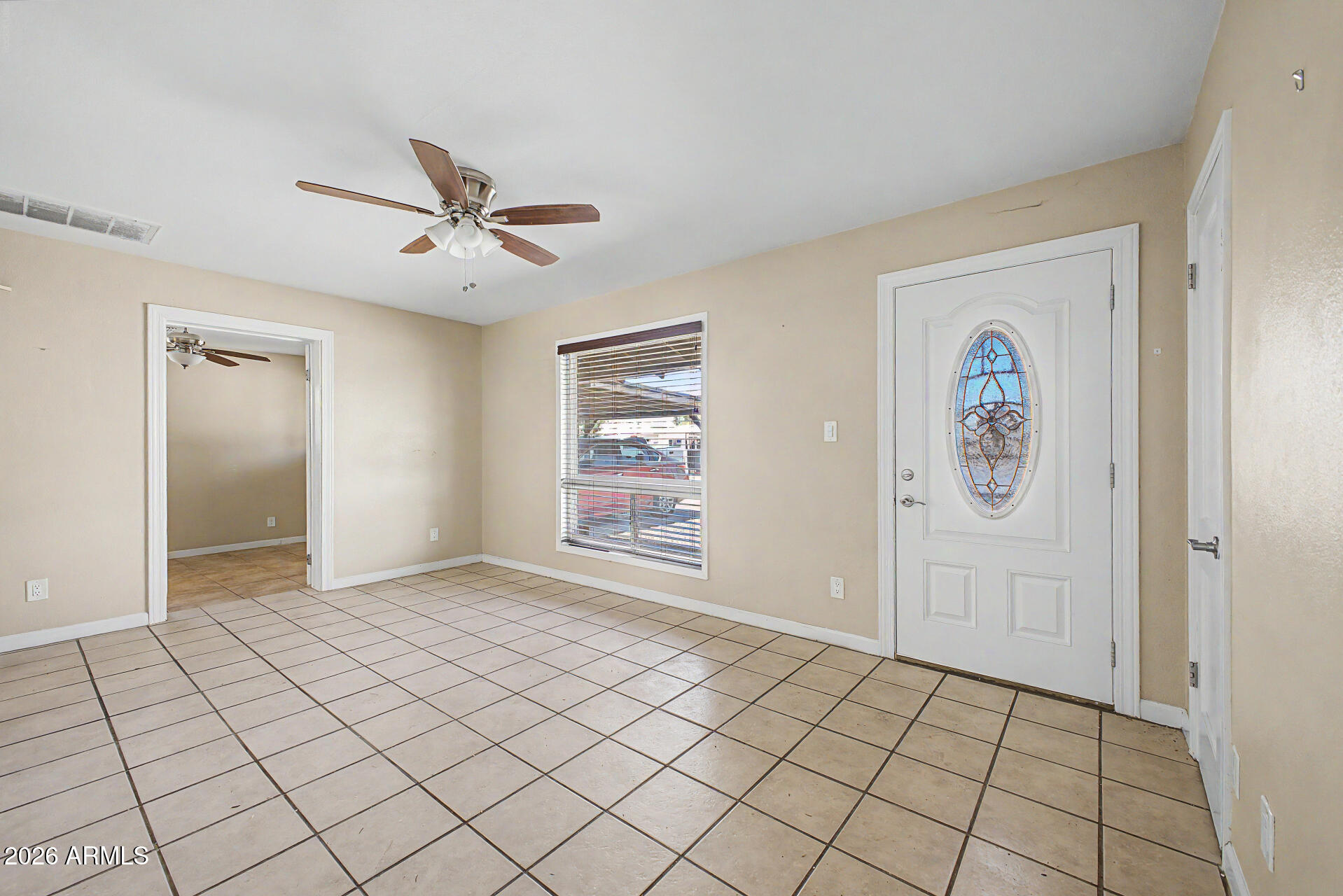 2929 W LOMA Lane