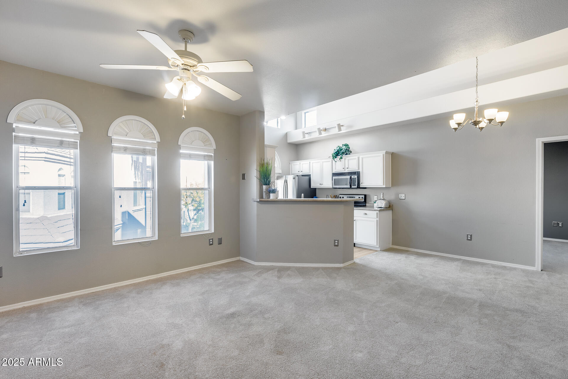 17017 N 12TH Street 2104