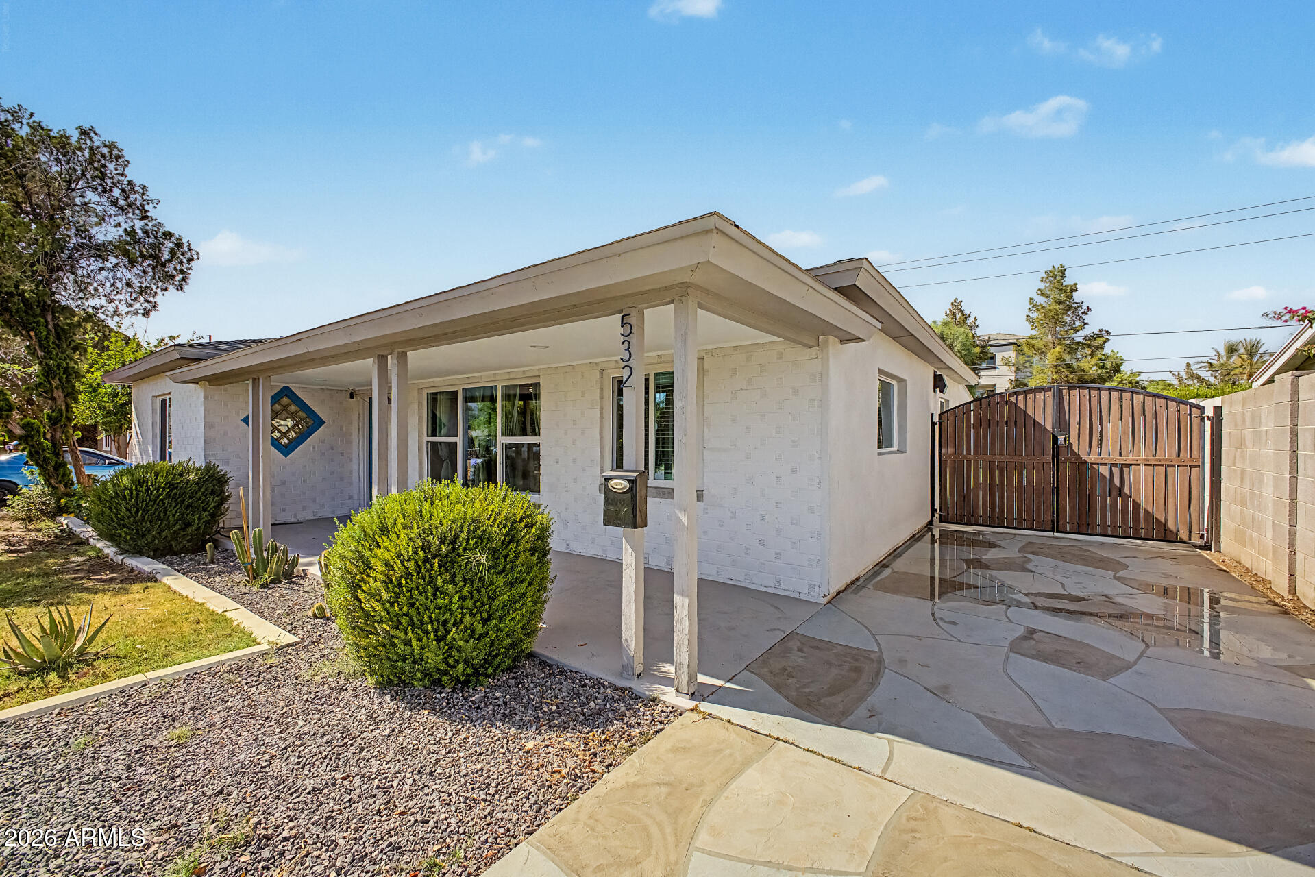 532 E CHEERY LYNN Road