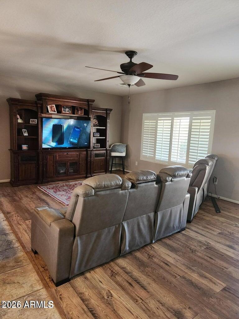 108 W Ridgeview Trail