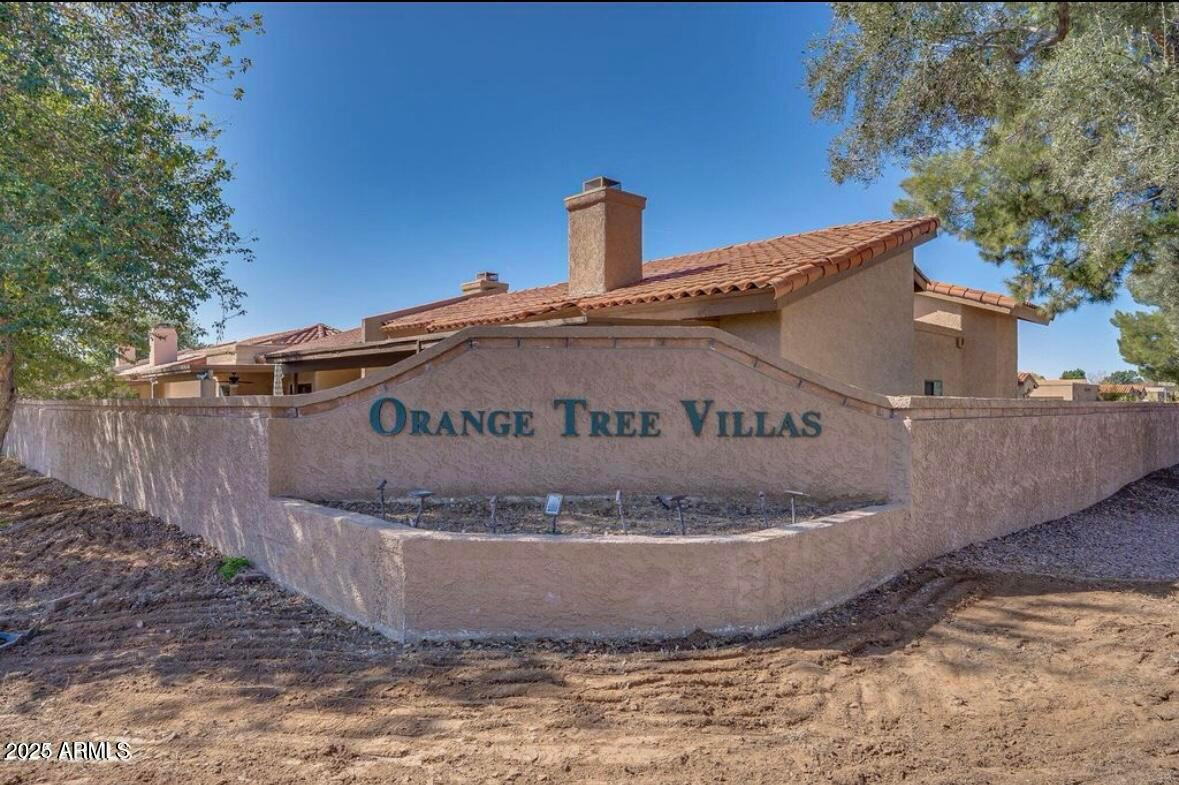 5521 E Paradise Drive