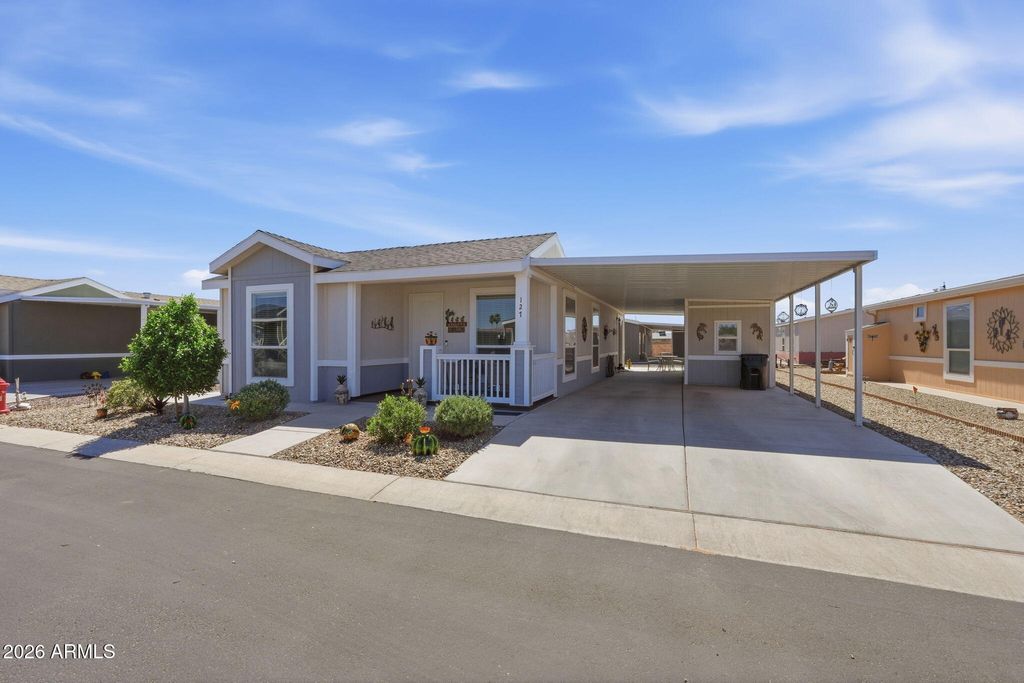 Photo of 312 E O'Neil Drive #127, Casa Grande, AZ 85122 (MLS # 7010340)