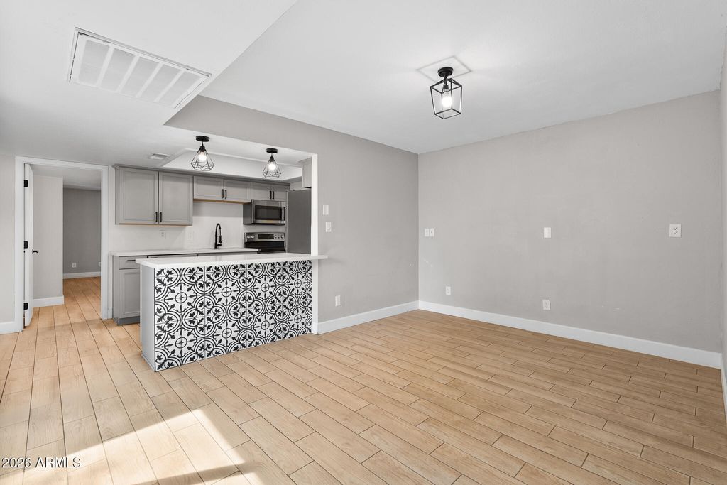 Photo of 3101 W Loma Lane, Phoenix, AZ 85051 (MLS # 6976803)