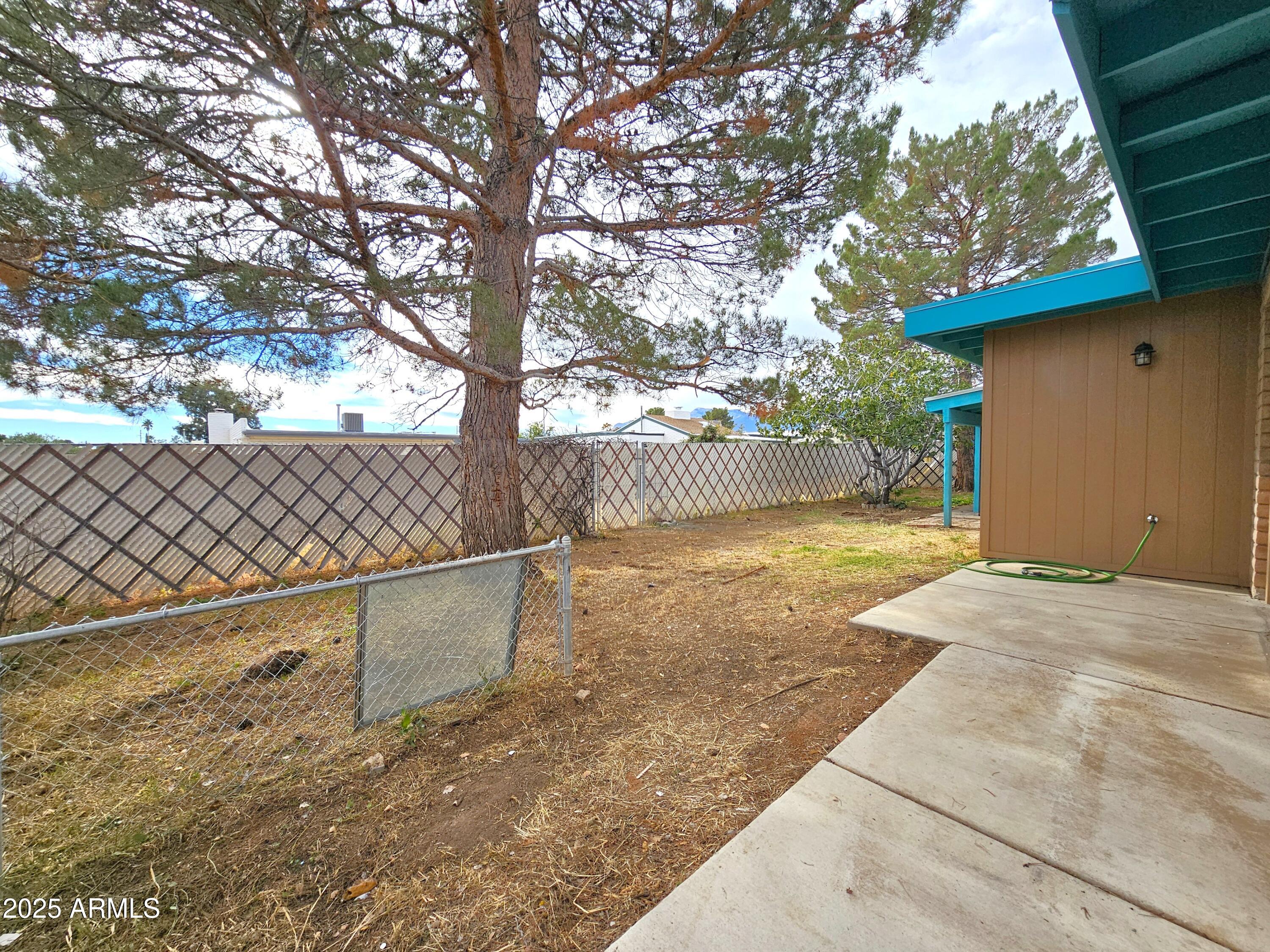 THE MEADOWS - Residential