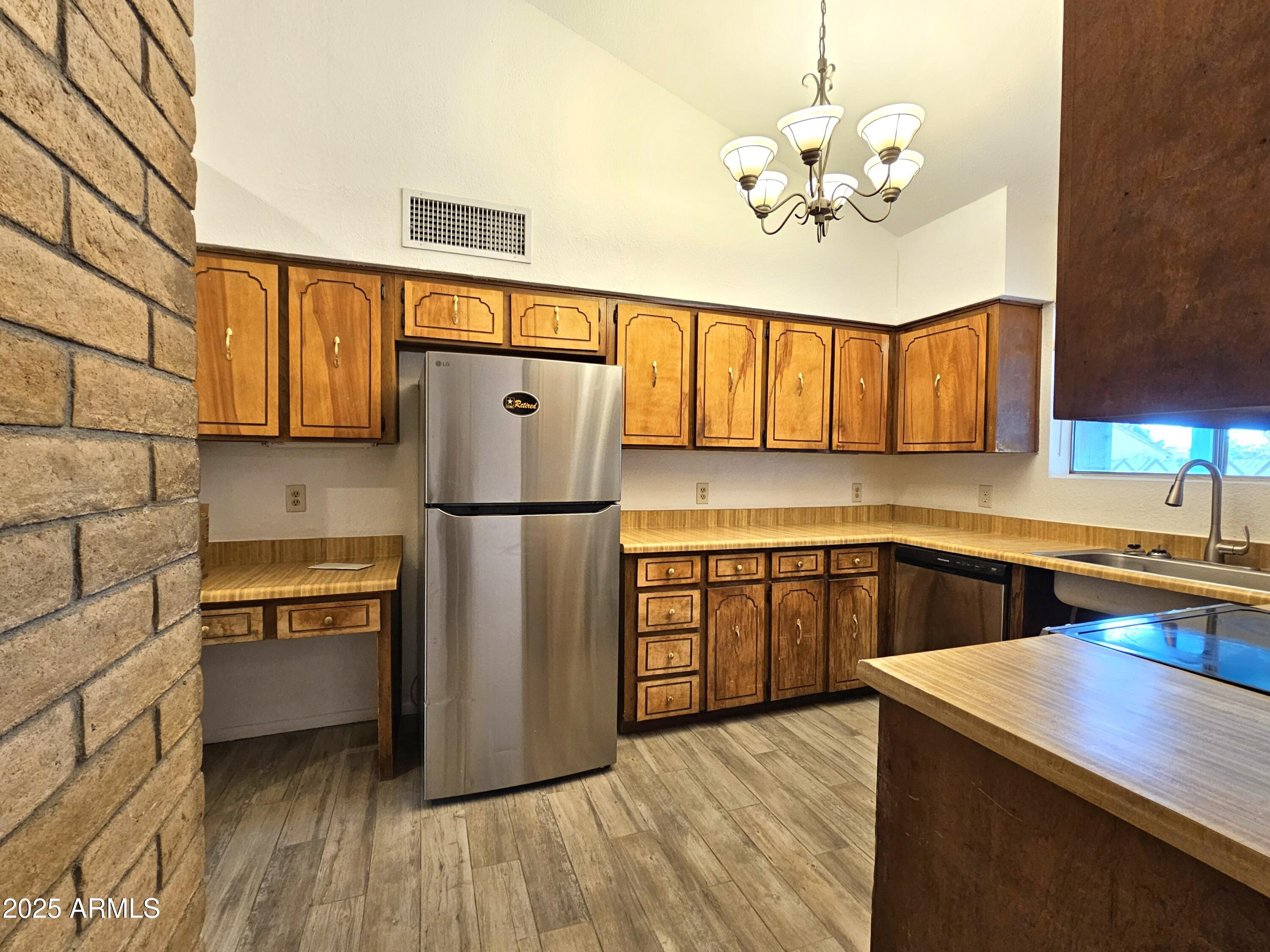 THE MEADOWS - Residential