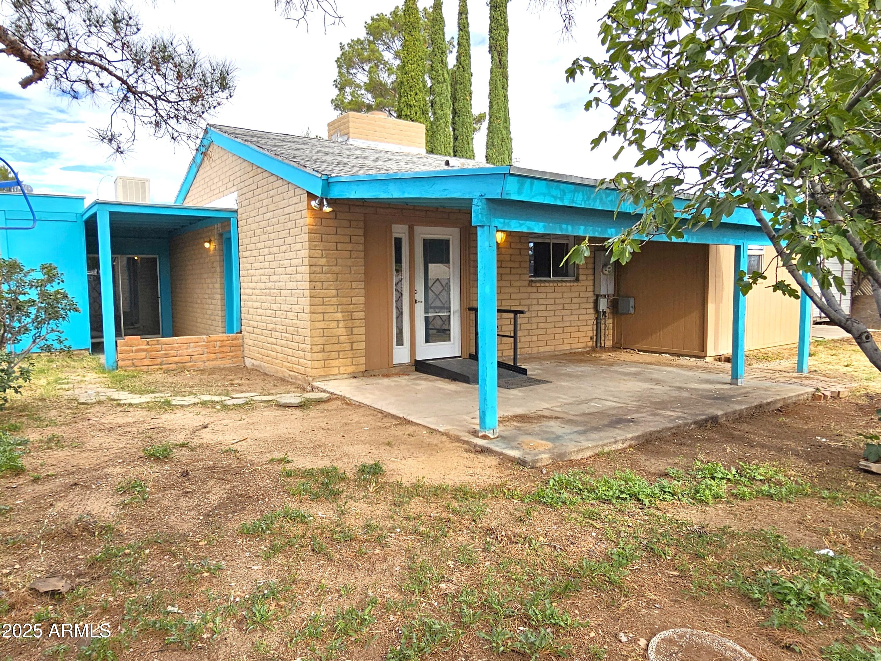 THE MEADOWS - Residential
