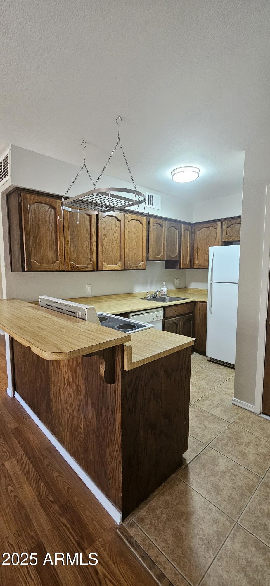 3131 W COCHISE Drive 256