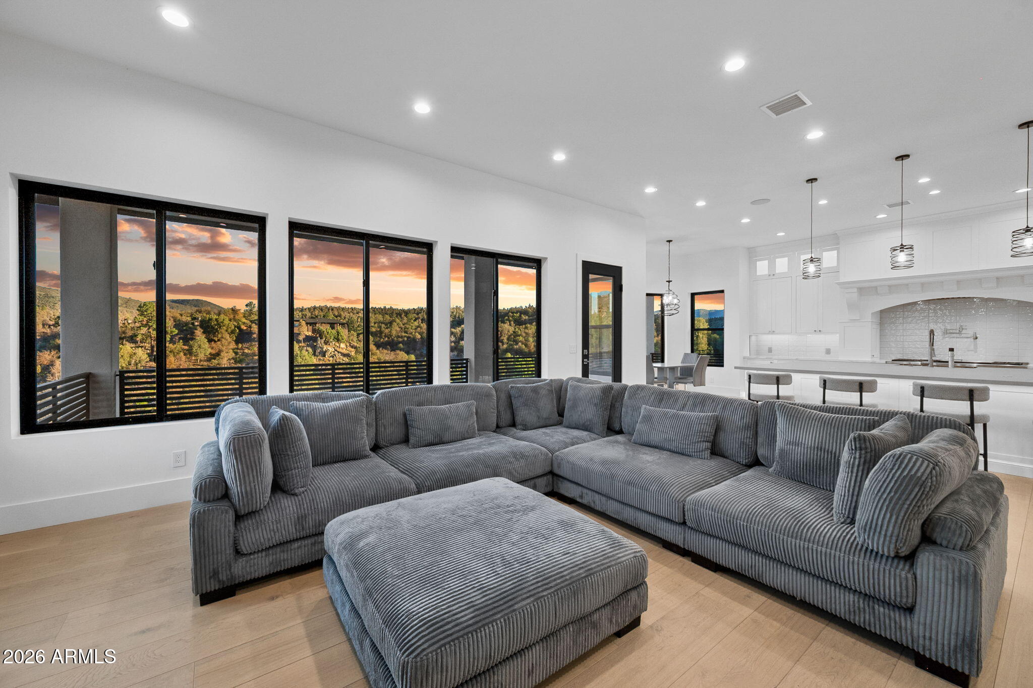 LYNX MOUNTAIN VIEW ESTATES 5 - Residential