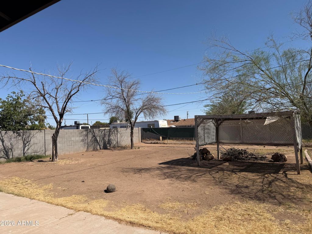 Photo of 3229 E Mckinley Street, Phoenix, AZ 85008 (MLS # 7032161)