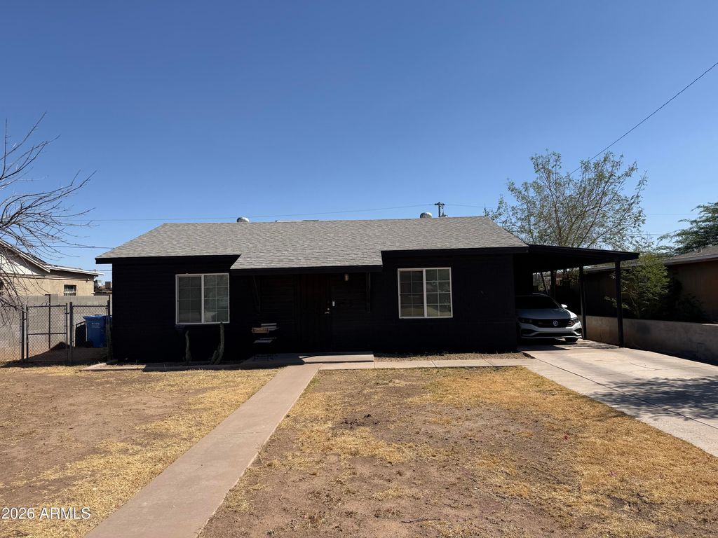 Photo of 3229 E Mckinley Street, Phoenix, AZ 85008 (MLS # 7032161)