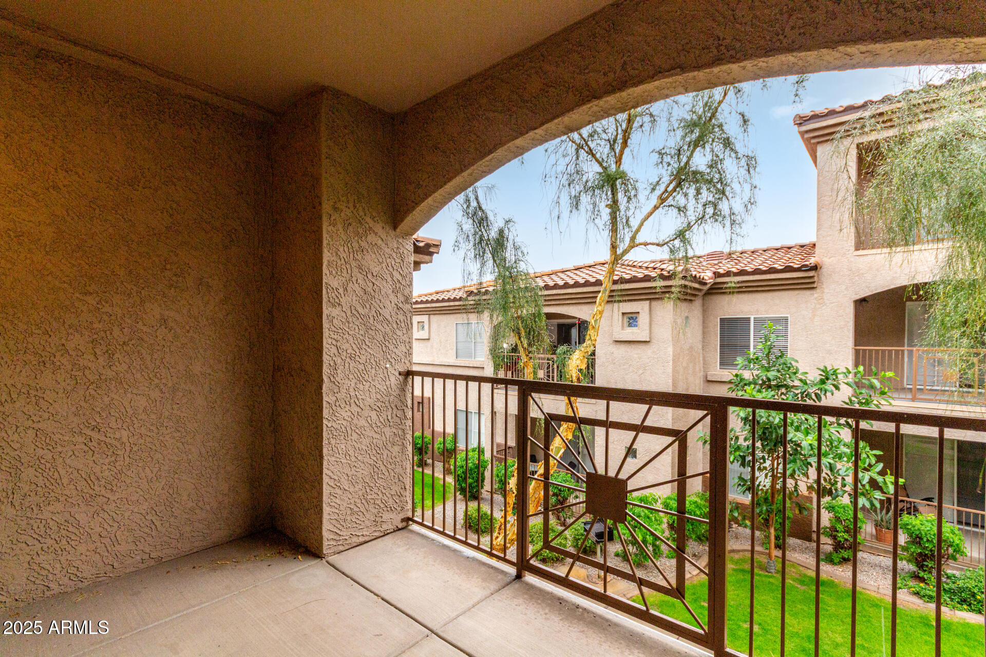 FOUR PEAKS VISTA CONDOMINIUM - Residential