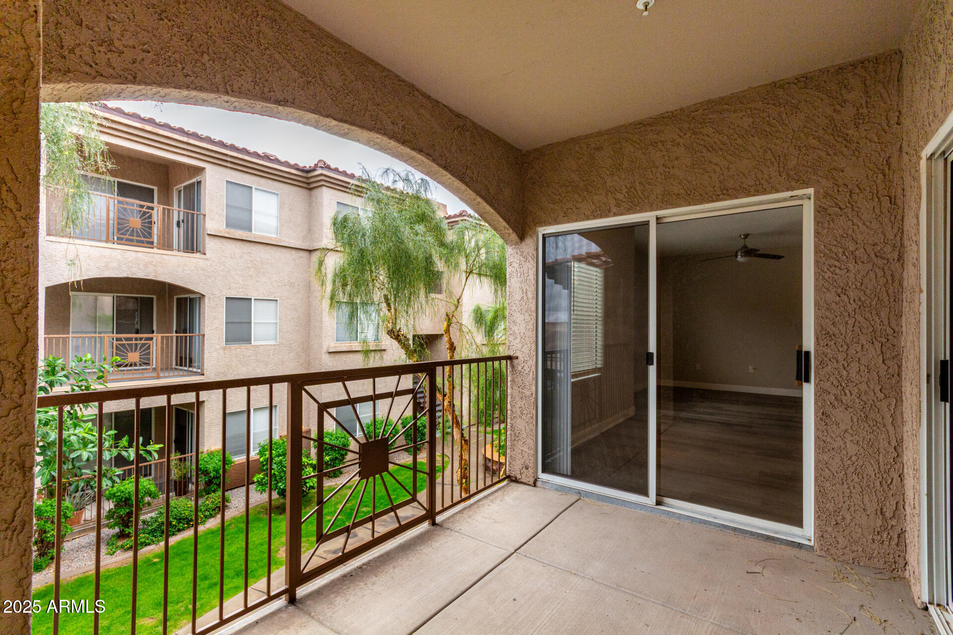 FOUR PEAKS VISTA CONDOMINIUM - Residential