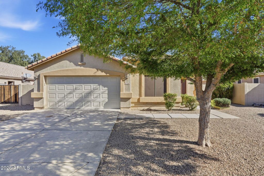 Photo of 3296 E Warbler Road, Gilbert, AZ 85297 (MLS # 6998081)