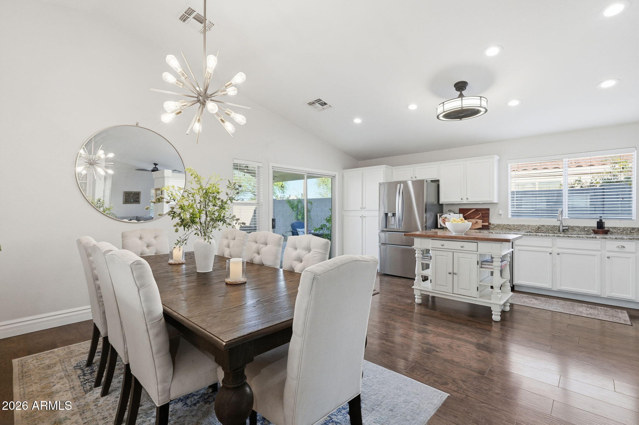 2430 E DERRINGER Way