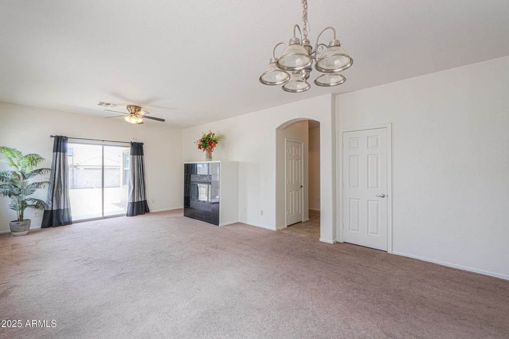 Photo of 1581 E Desert Breeze Drive, Casa Grande, AZ 85122 (MLS # 6896967)
